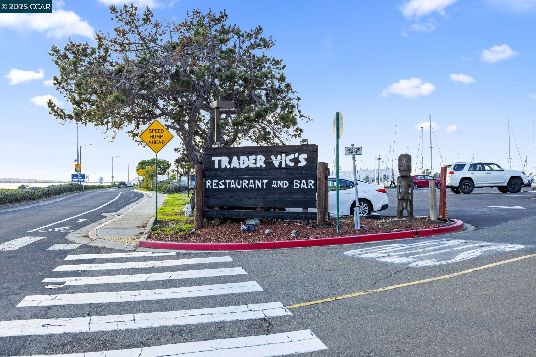 Detail Gallery Image 49 of 50 For 4 Commodore Drive #D335,  Emeryville,  CA 94608 - 1 Beds | 1 Baths