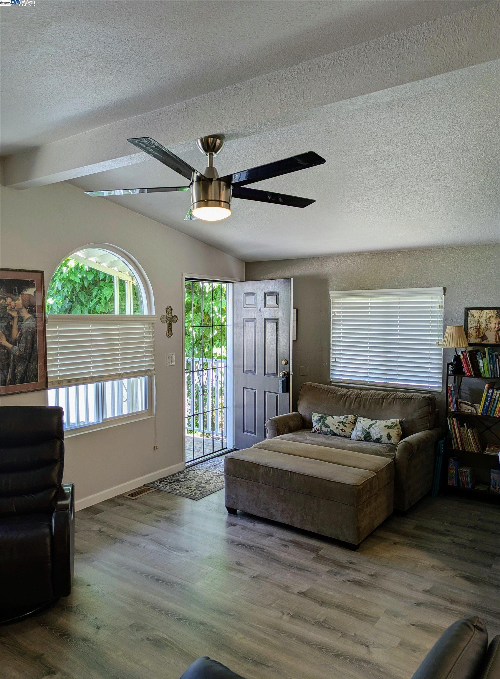 Detail Gallery Image 10 of 37 For 3231 Vineyard Ave #33,  Pleasanton,  CA 94566 - 2 Beds | 2 Baths