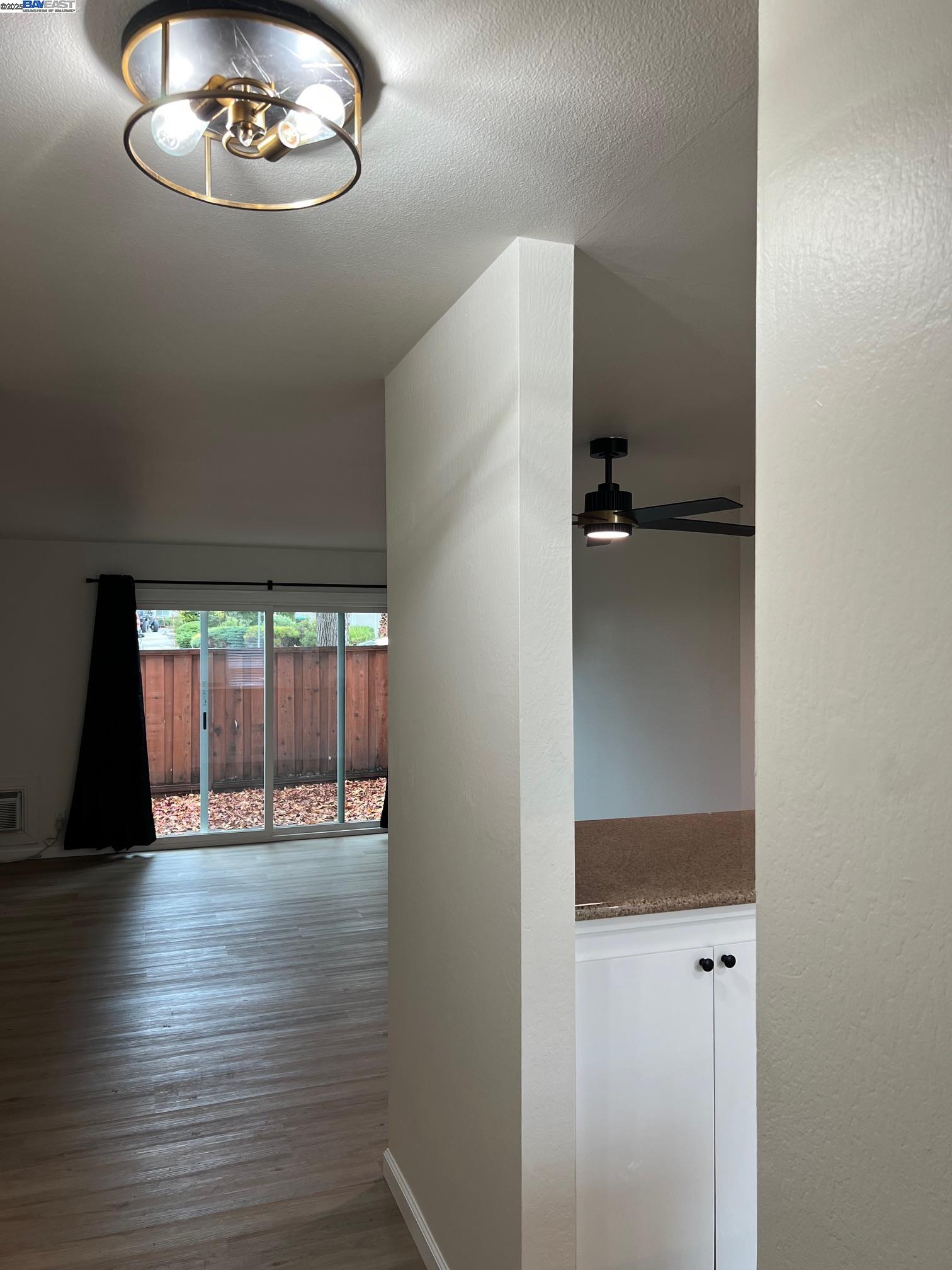 Detail Gallery Image 9 of 23 For 3499 Norton Way #8,  Pleasanton,  CA 94566 - 2 Beds | 1 Baths