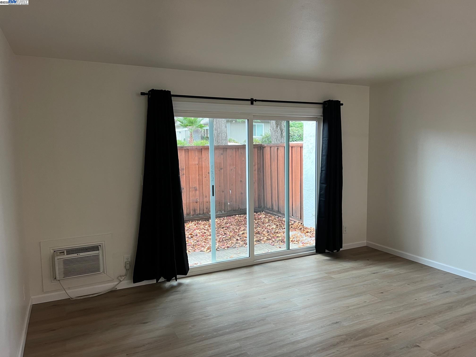 Detail Gallery Image 10 of 23 For 3499 Norton Way #8,  Pleasanton,  CA 94566 - 2 Beds | 1 Baths