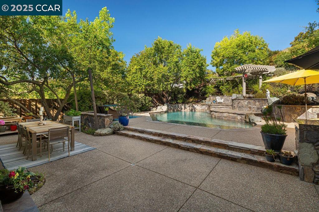 Detail Gallery Image 39 of 59 For 27 Campbell Place, Danville,  CA 94526 - 5 Beds | 4 Baths