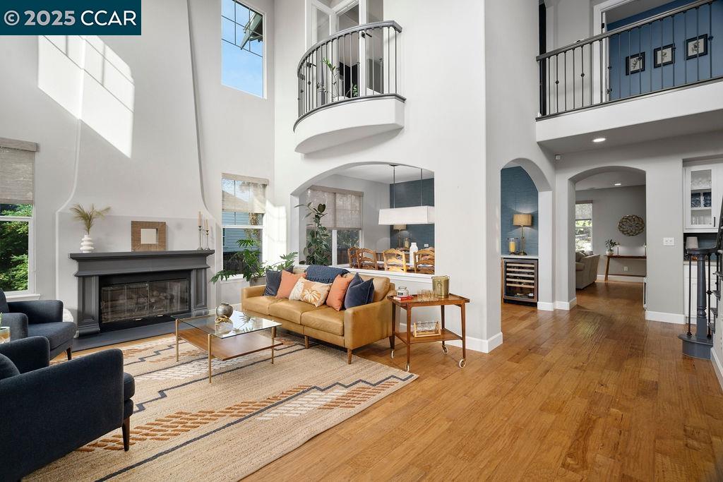 Detail Gallery Image 5 of 59 For 27 Campbell Place, Danville,  CA 94526 - 5 Beds | 4 Baths