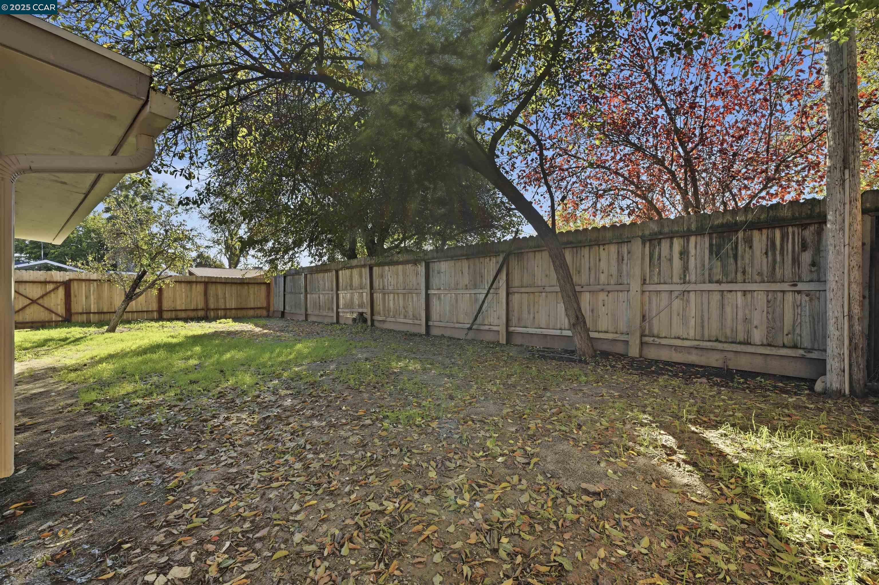 Detail Gallery Image 41 of 42 For 8255 Lichen Dr, Citrus Heights,  CA 95621 - 4 Beds | 2 Baths