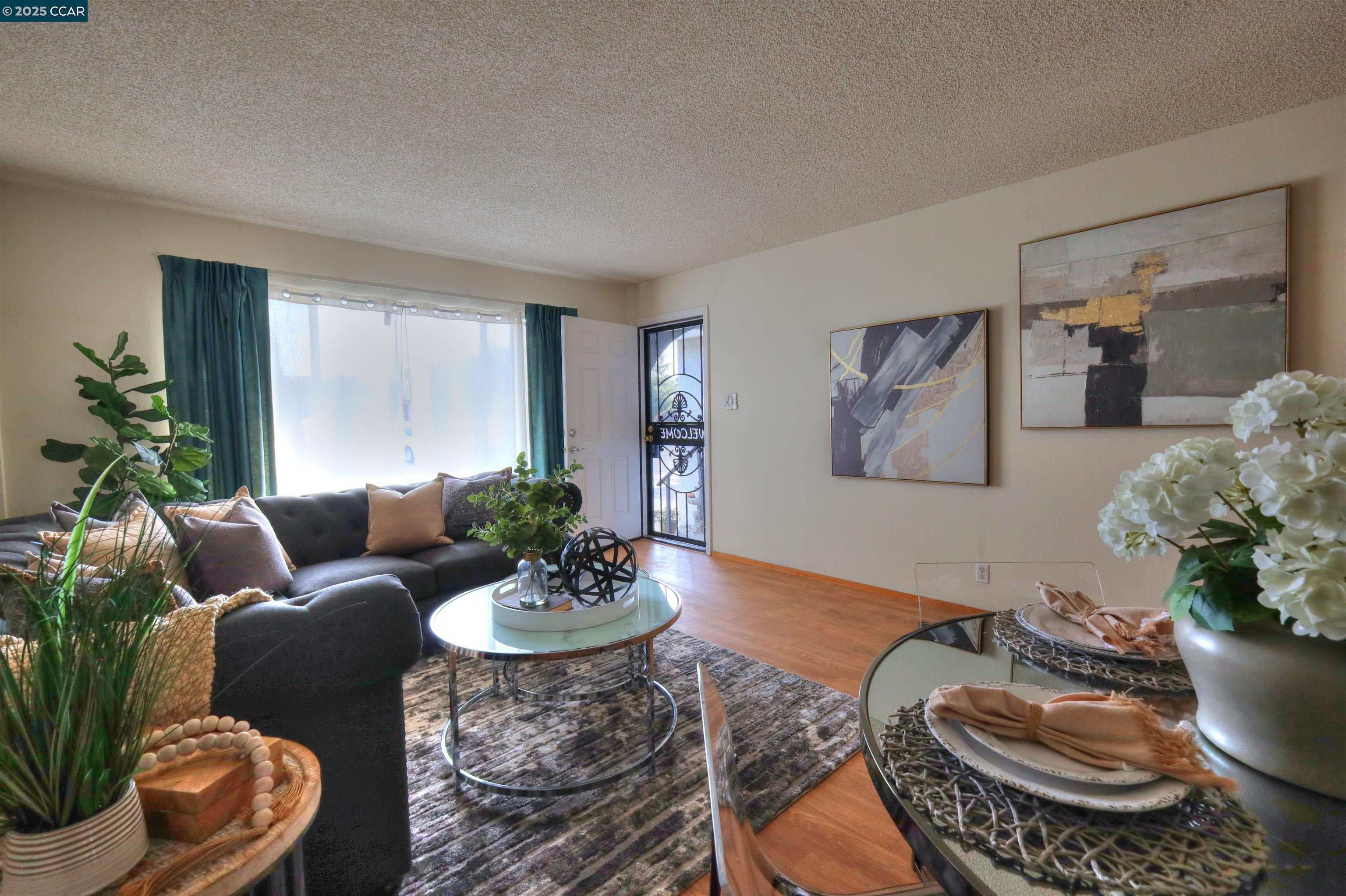 Detail Gallery Image 5 of 44 For 1428 Saint Frances Dr, Antioch,  CA 94509 - 4 Beds | 2 Baths