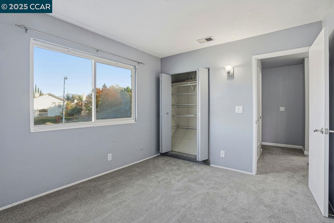 Detail Gallery Image 15 of 32 For 1013 Mohr Ln #2,  Concord,  CA 94518 - 2 Beds | 1/1 Baths