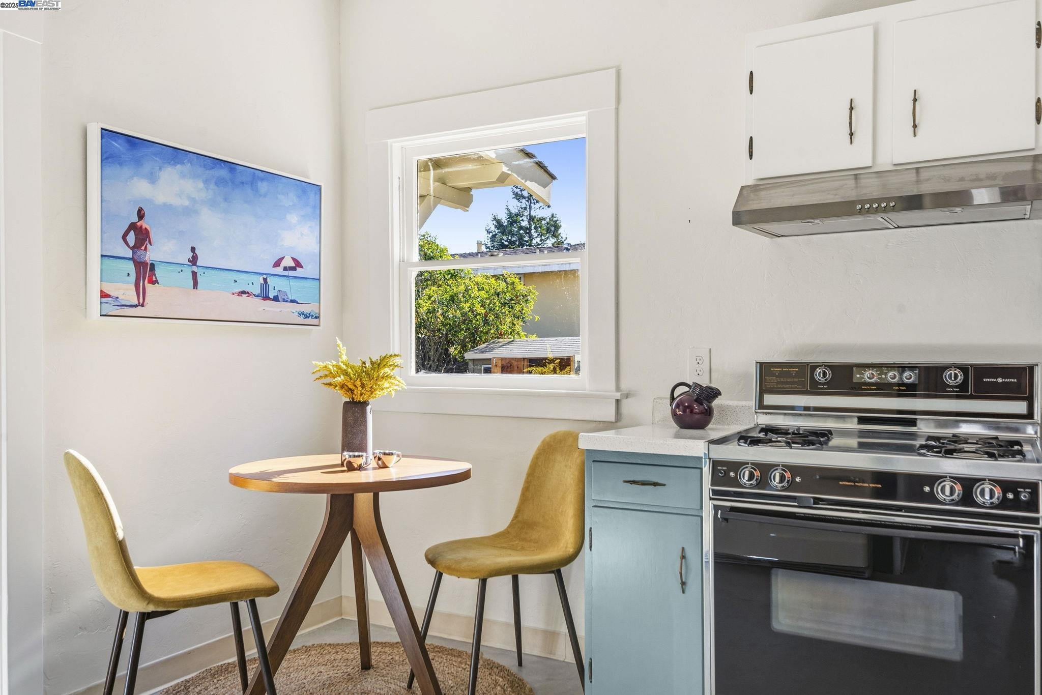 Detail Gallery Image 22 of 59 For 905 Alma Pl, Oakland,  CA 94610 - 3 Beds | 1/1 Baths