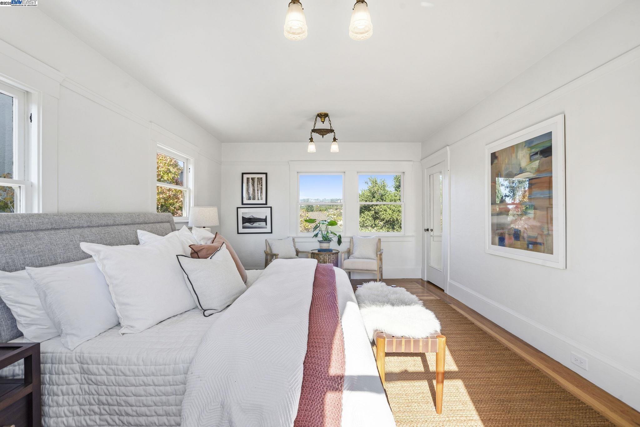 Detail Gallery Image 34 of 59 For 905 Alma Pl, Oakland,  CA 94610 - 3 Beds | 1/1 Baths