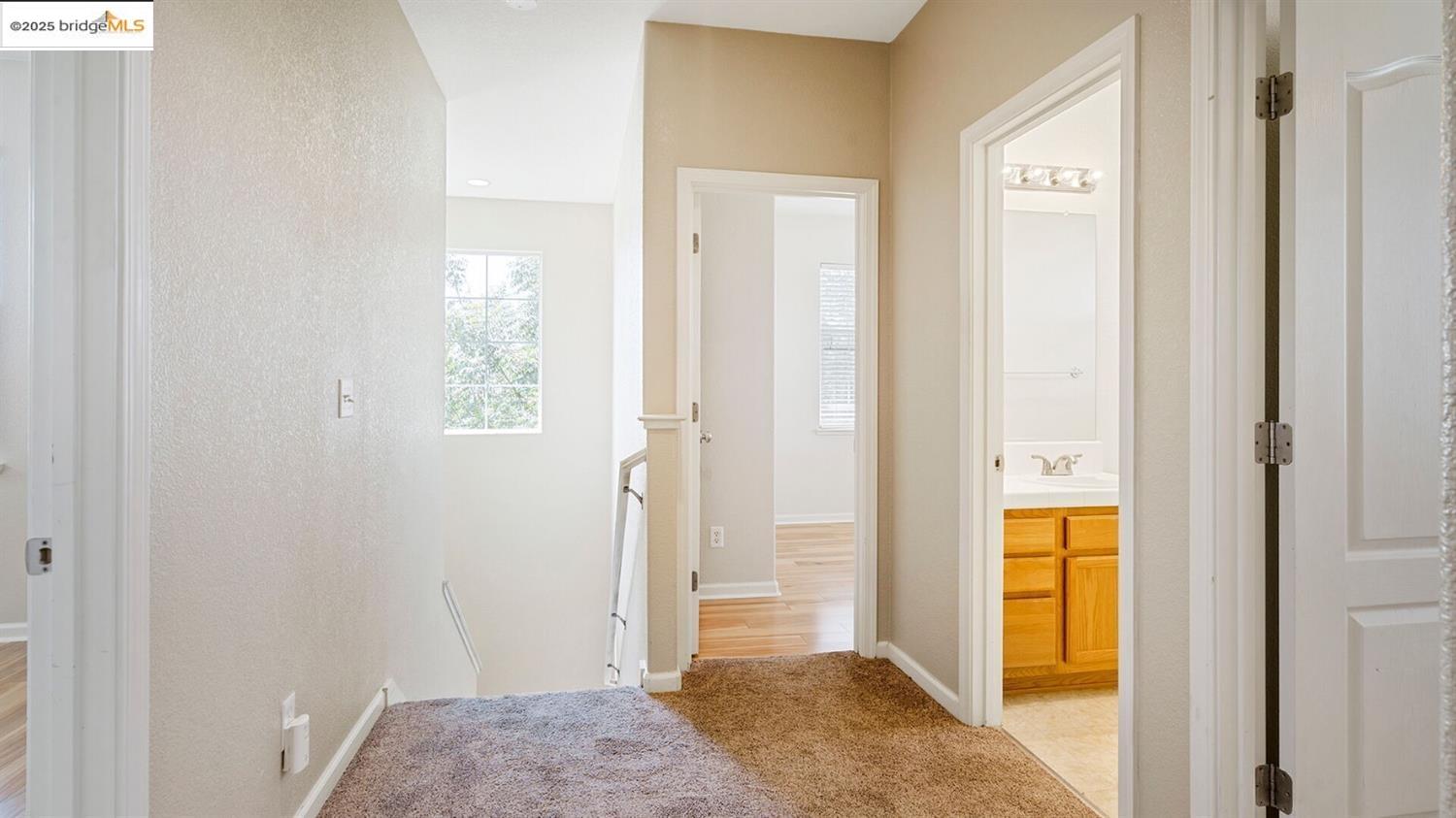 Detail Gallery Image 9 of 23 For 17187 Atlantic Oak Lane, Lathrop,  CA 95330-9999 - 4 Beds | 2/1 Baths