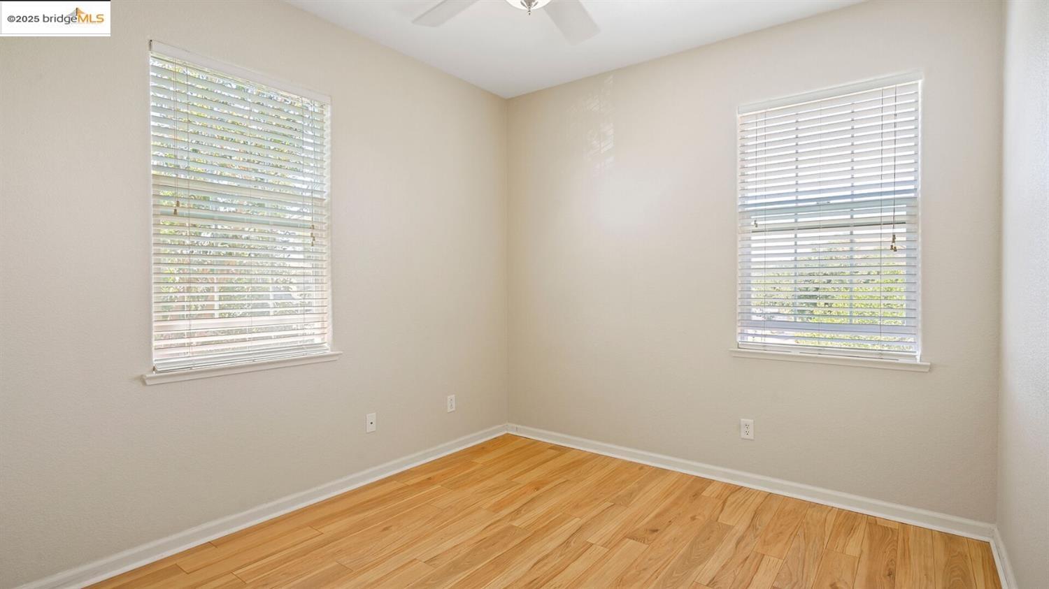 Detail Gallery Image 10 of 23 For 17187 Atlantic Oak Lane, Lathrop,  CA 95330-9999 - 4 Beds | 2/1 Baths