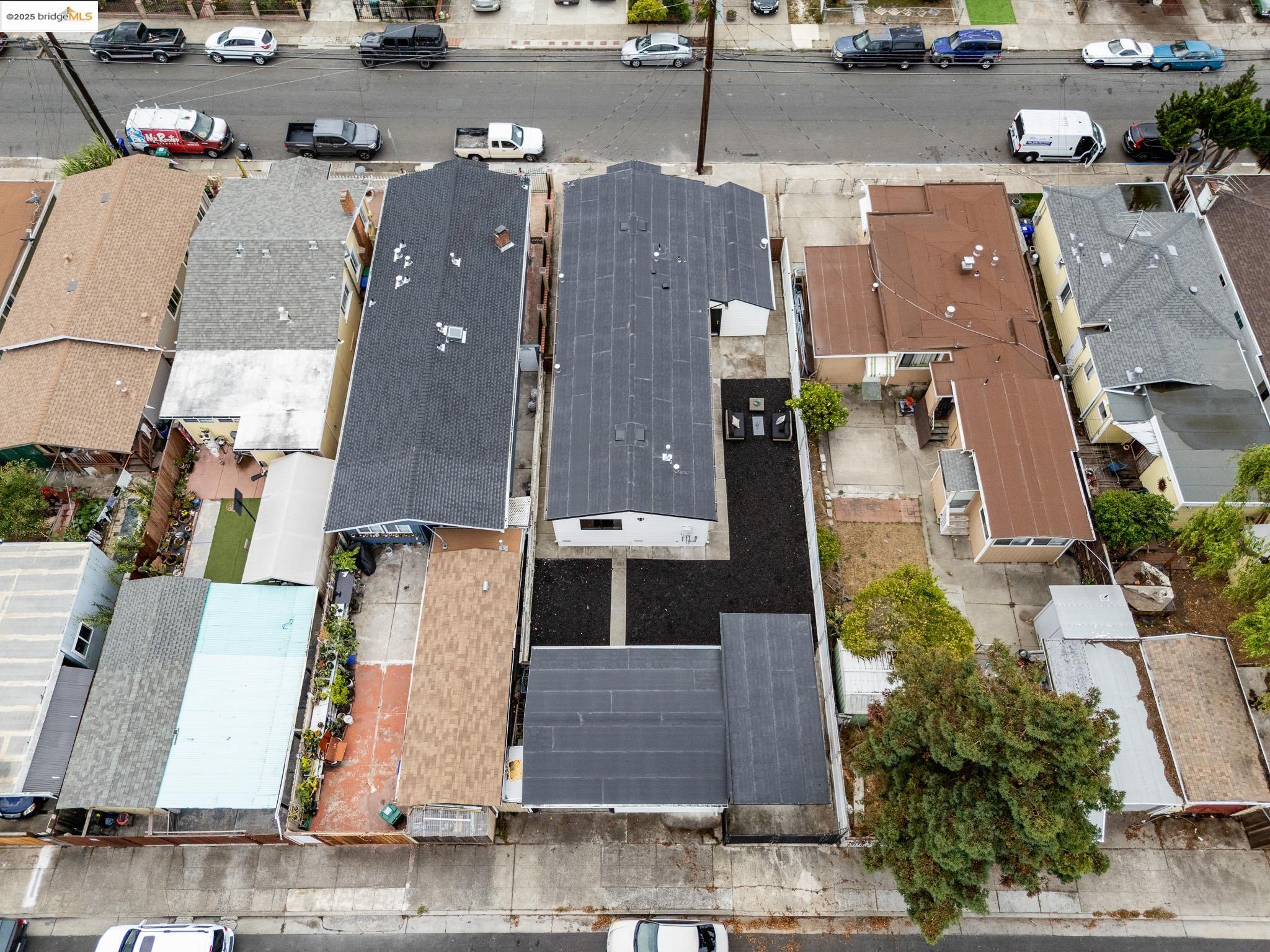 Detail Gallery Image 36 of 39 For 2839 Esmond Ave, Richmond,  CA 94804 - 4 Beds | 2 Baths