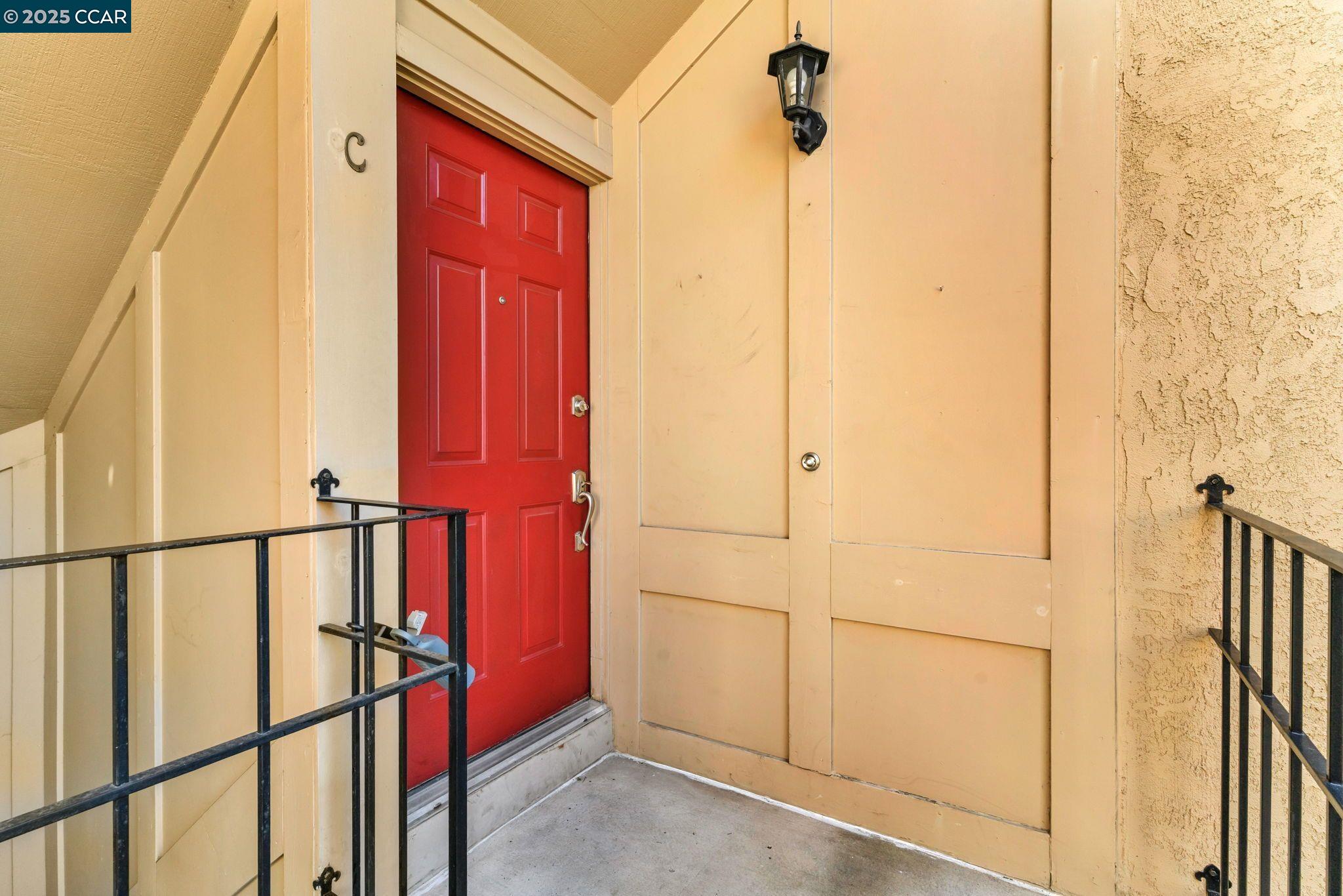Detail Gallery Image 2 of 17 For 440 Canyon Woods Pl #C,  San Ramon,  CA 94582 - 2 Beds | 2 Baths
