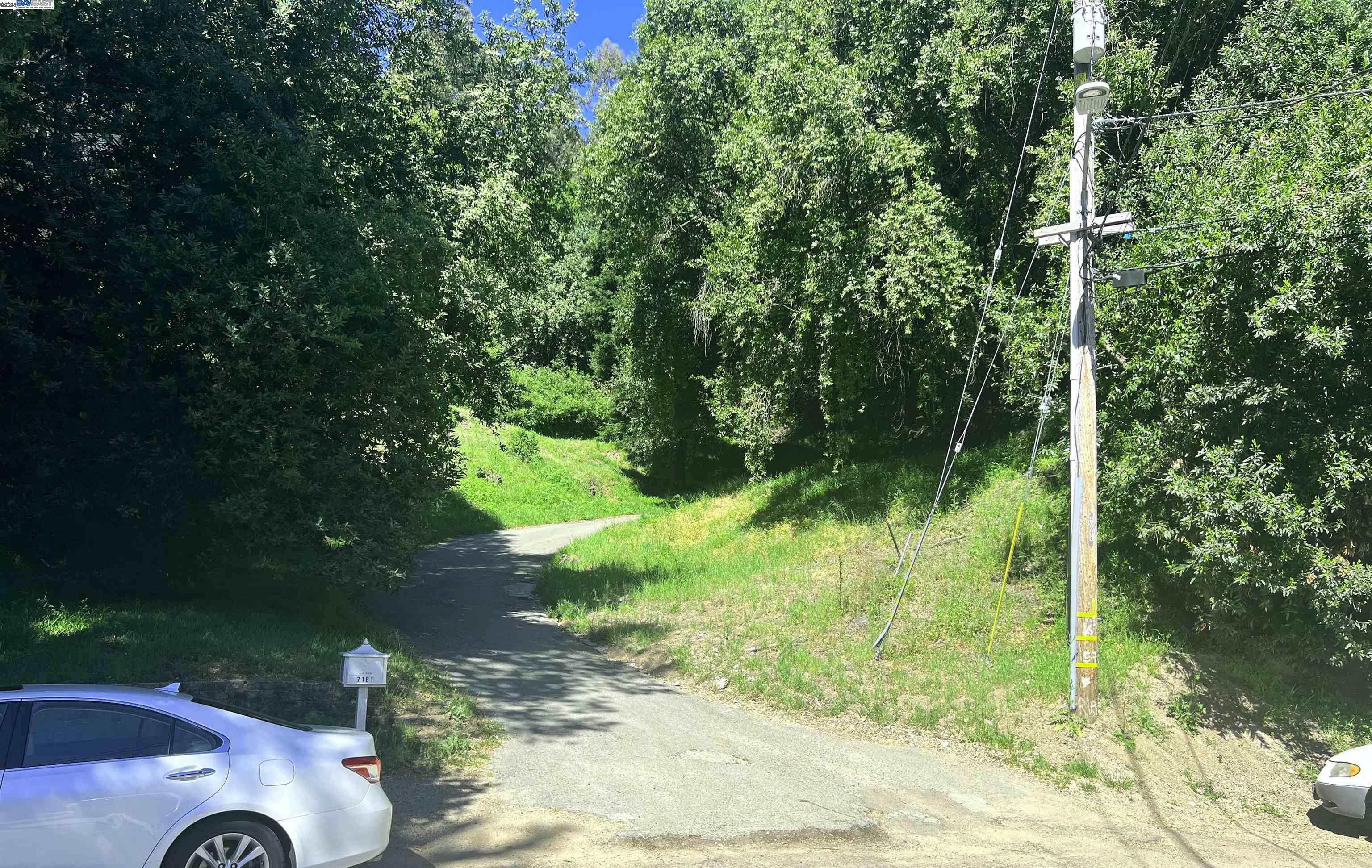 Detail Gallery Image 7 of 13 For 00 Willowbank Ct, Oakland,  CA 94611 - – Beds | – Baths