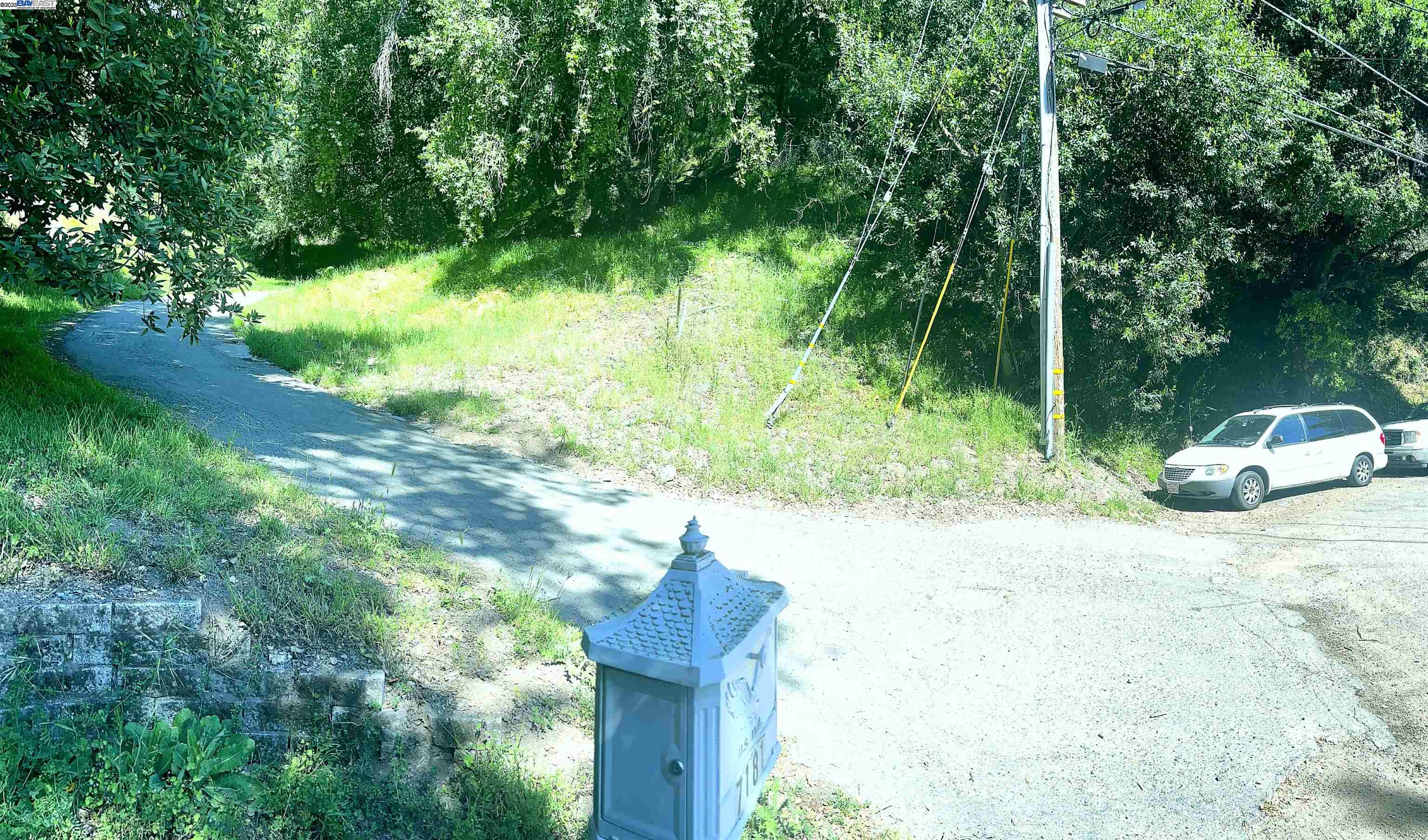 Detail Gallery Image 8 of 13 For 00 Willowbank Ct, Oakland,  CA 94611 - – Beds | – Baths