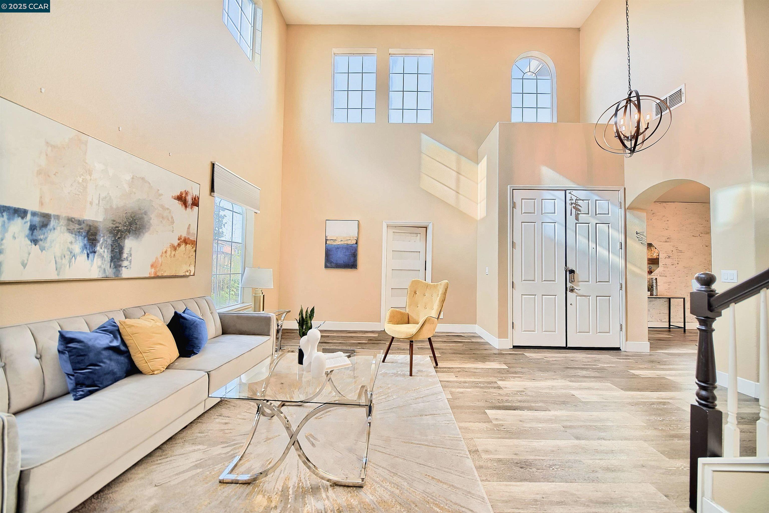 Detail Gallery Image 11 of 60 For 160 Nabor Ct, Tracy,  CA 95377 - 5 Beds | 3/1 Baths