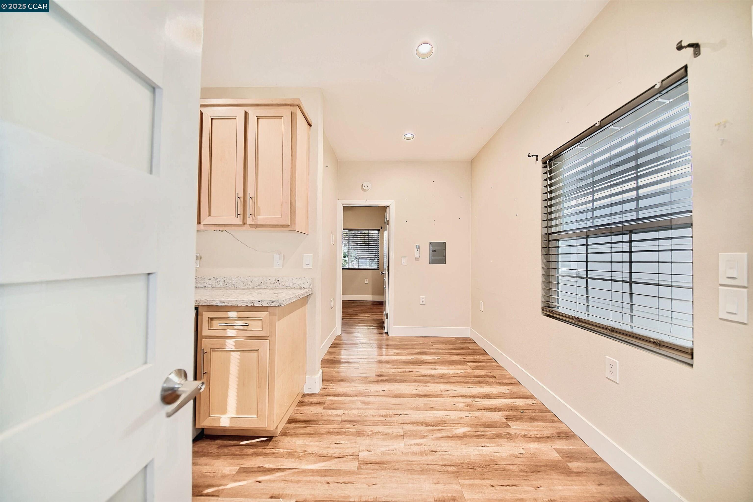 Detail Gallery Image 13 of 60 For 160 Nabor Ct, Tracy,  CA 95377 - 5 Beds | 3/1 Baths