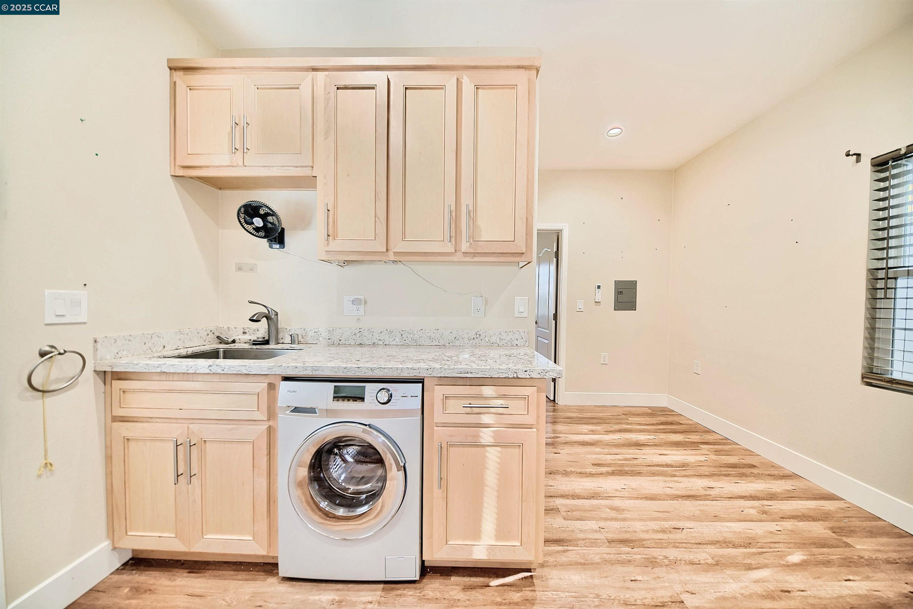 Detail Gallery Image 15 of 60 For 160 Nabor Ct, Tracy,  CA 95377 - 5 Beds | 3/1 Baths