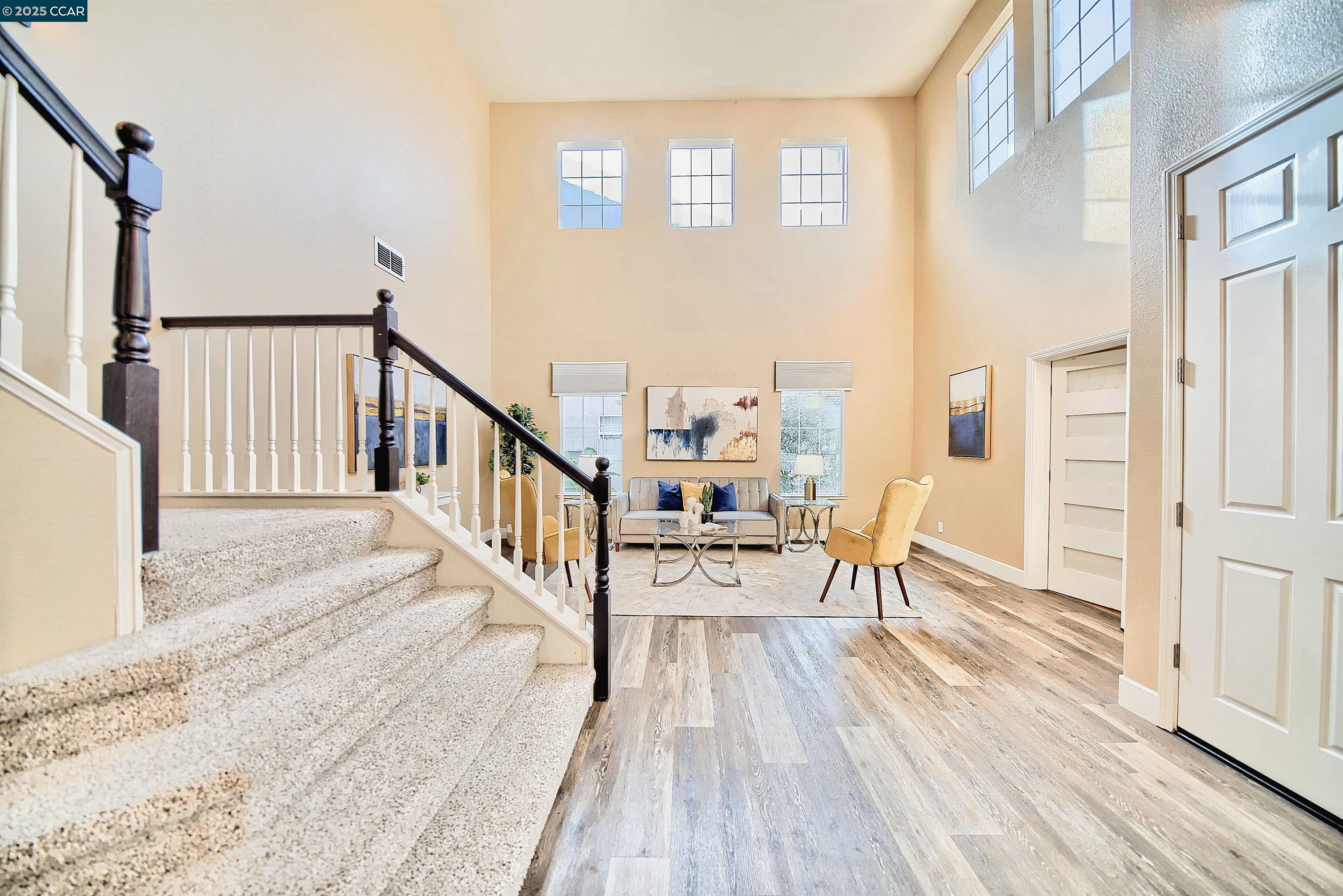 Detail Gallery Image 8 of 60 For 160 Nabor Ct, Tracy,  CA 95377 - 5 Beds | 3/1 Baths