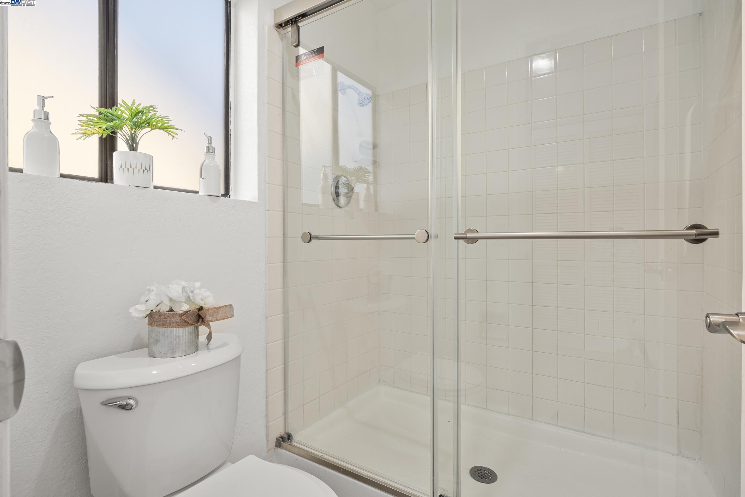 Detail Gallery Image 17 of 33 For 3681 Rocky Creek Court, San Jose,  CA 95148 - 3 Beds | 2/1 Baths