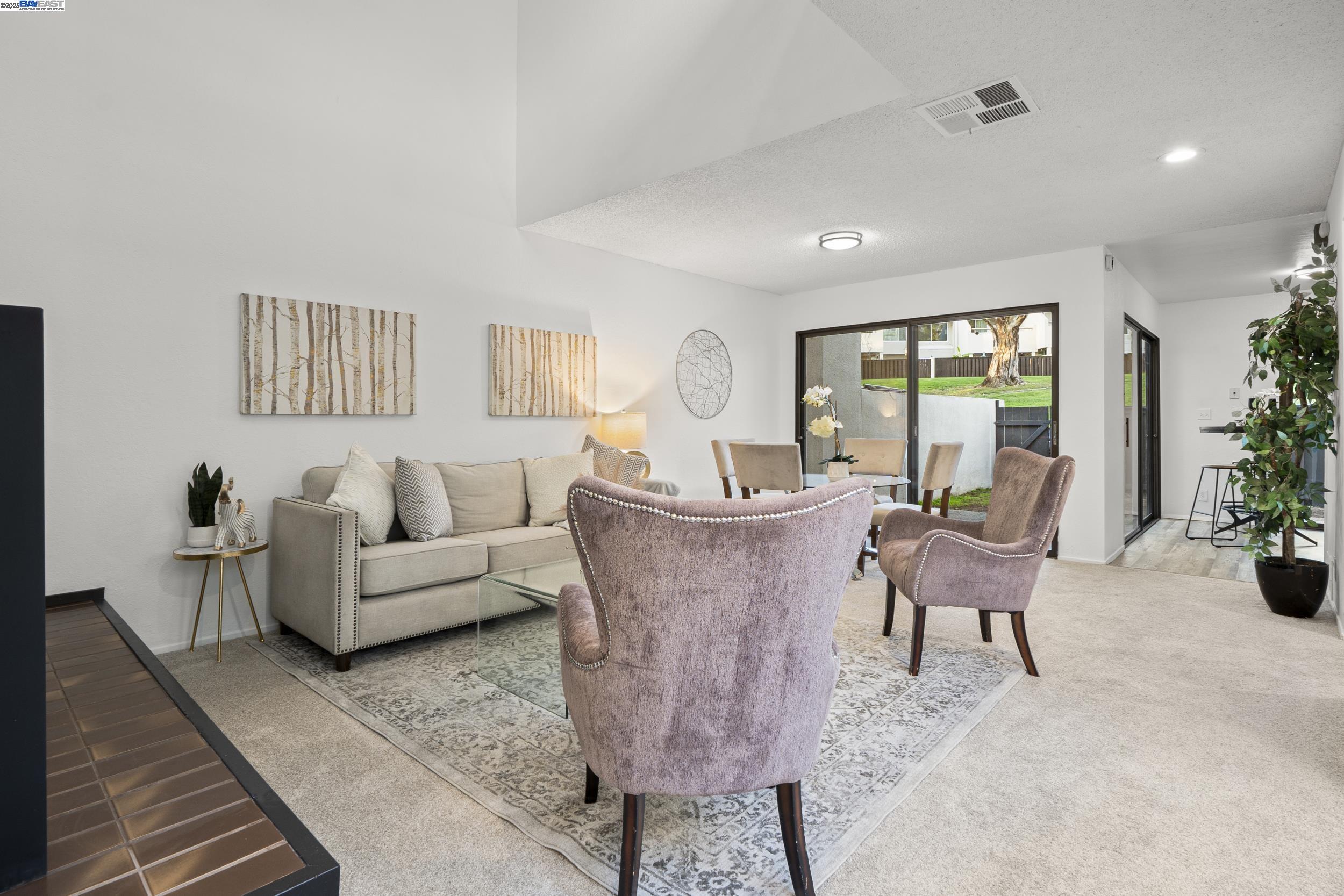 Detail Gallery Image 3 of 33 For 3681 Rocky Creek Court, San Jose,  CA 95148 - 3 Beds | 2/1 Baths