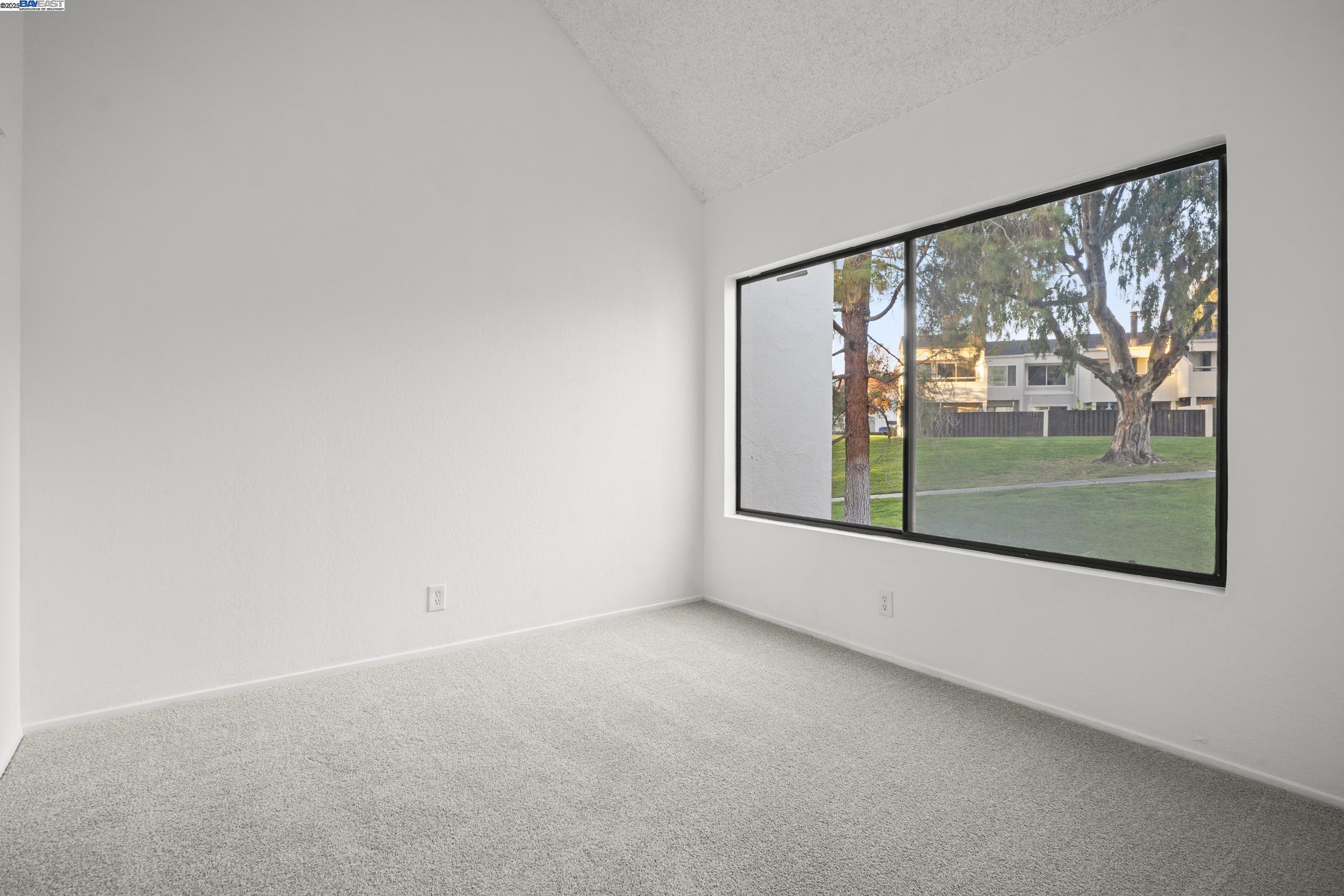 Detail Gallery Image 22 of 33 For 3681 Rocky Creek Court, San Jose,  CA 95148 - 3 Beds | 2/1 Baths