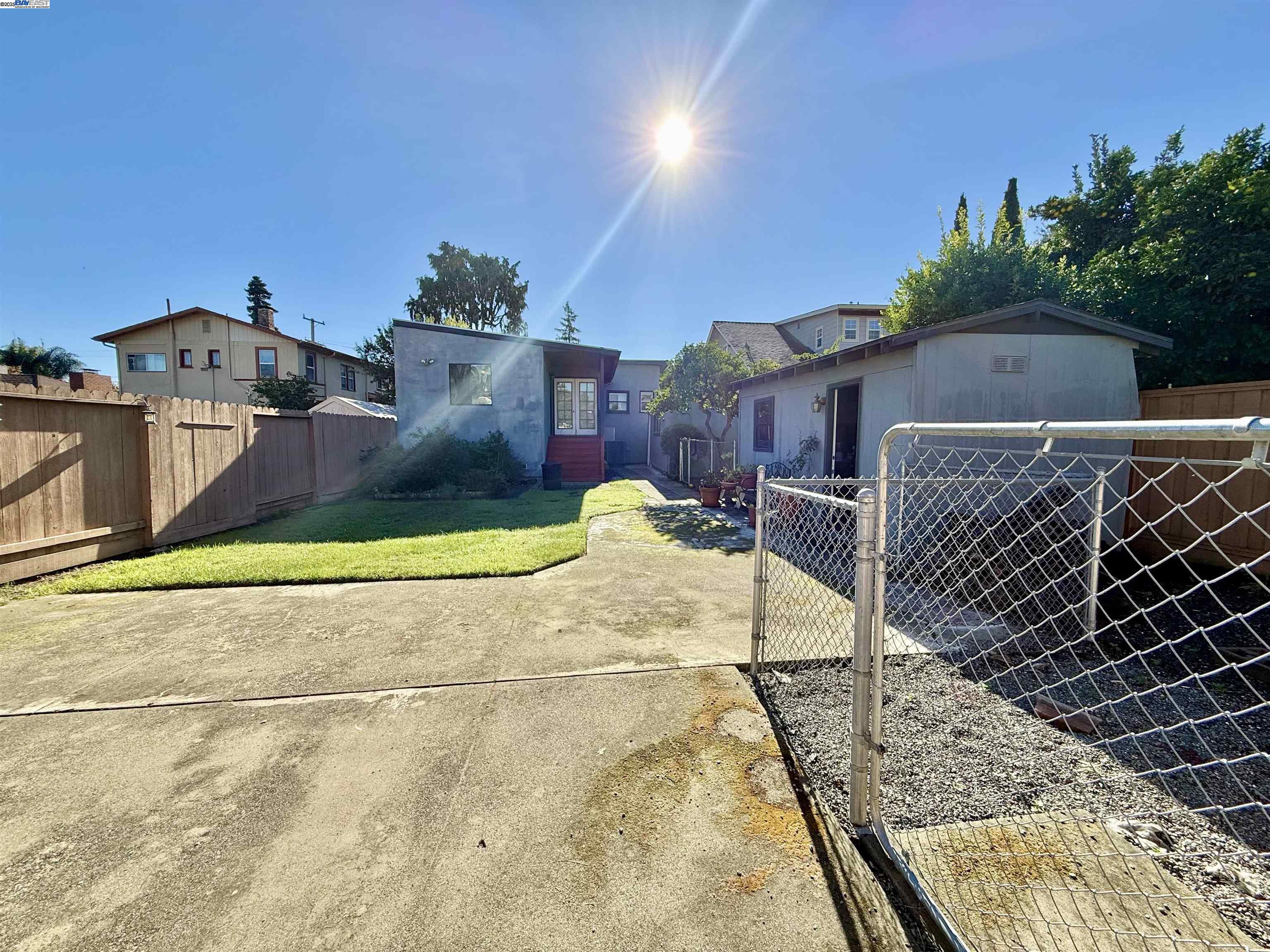 Detail Gallery Image 41 of 42 For 252 Stoakes Ave, San Leandro,  CA 94577 - 3 Beds | 1/1 Baths