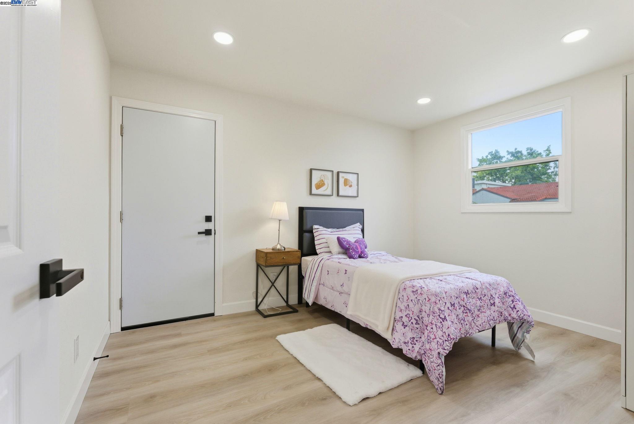 Detail Gallery Image 15 of 29 For 2270 Vestal Avenue, Castro Valley,  CA 94546 - 3 Beds | 2 Baths