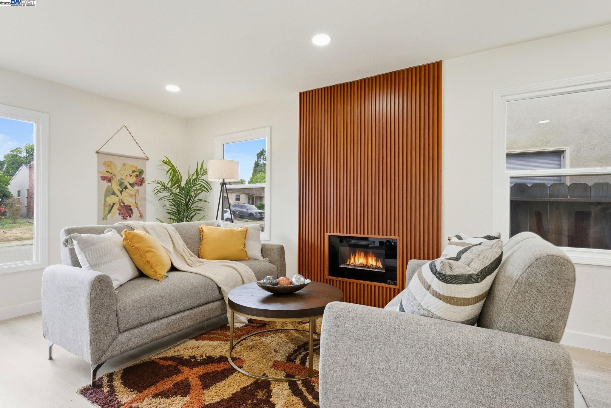 Detail Gallery Image 7 of 29 For 2270 Vestal Avenue, Castro Valley,  CA 94546 - 3 Beds | 2 Baths