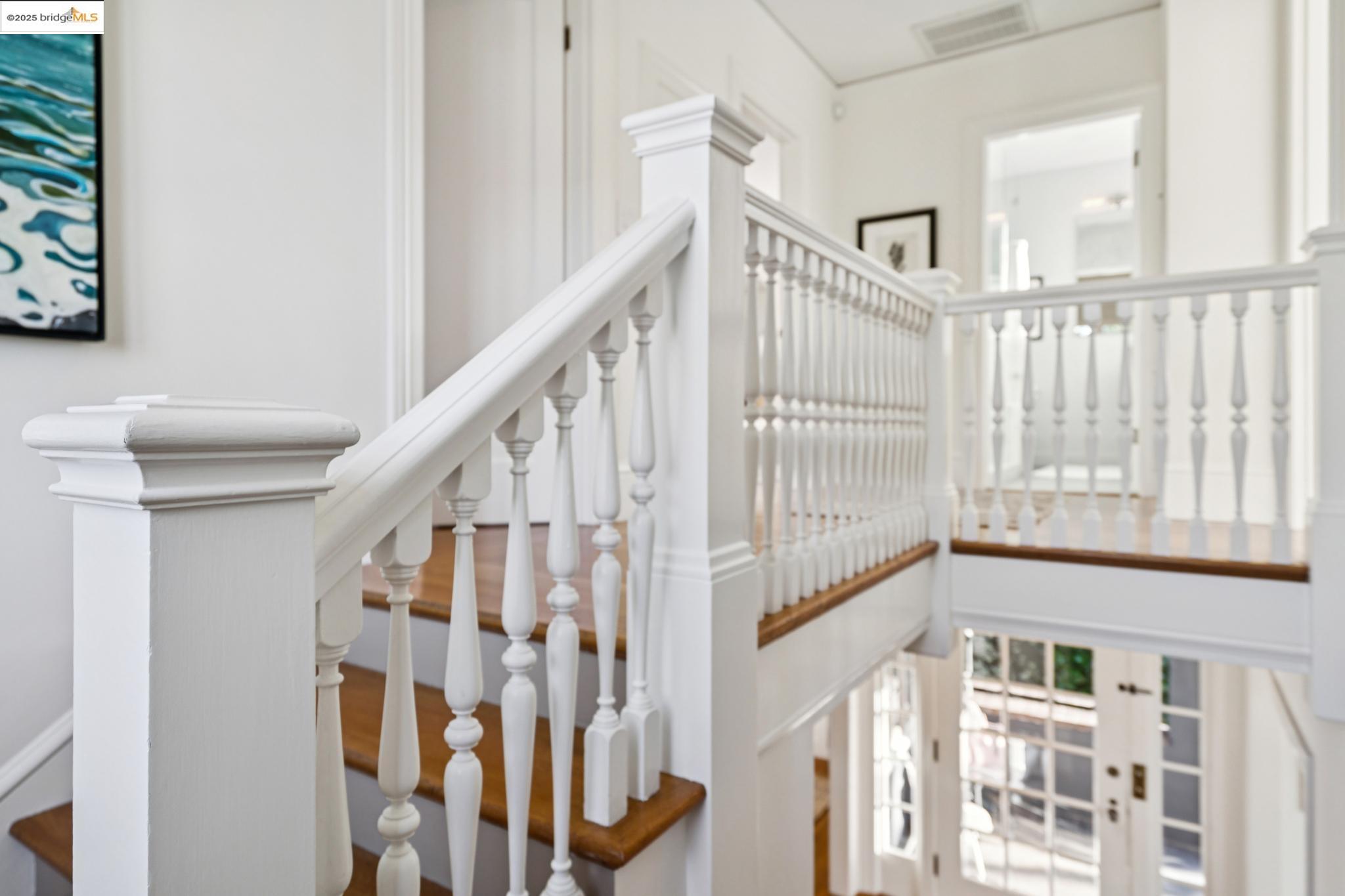 Detail Gallery Image 38 of 60 For 6218 Manoa St, Oakland,  CA 94618 - 3 Beds | 1/1 Baths