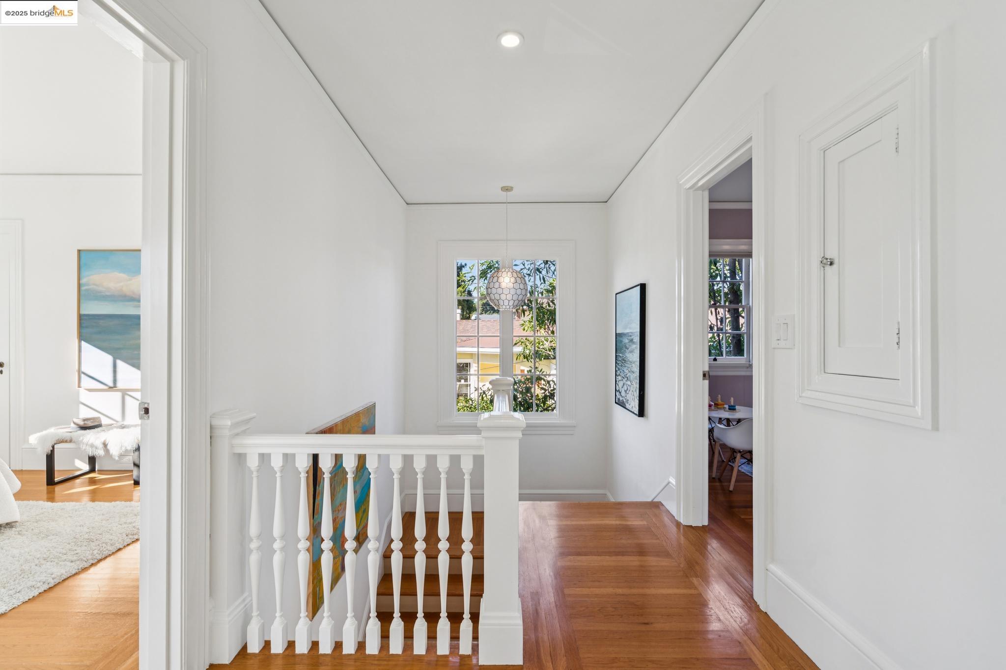 Detail Gallery Image 39 of 60 For 6218 Manoa St, Oakland,  CA 94618 - 3 Beds | 1/1 Baths