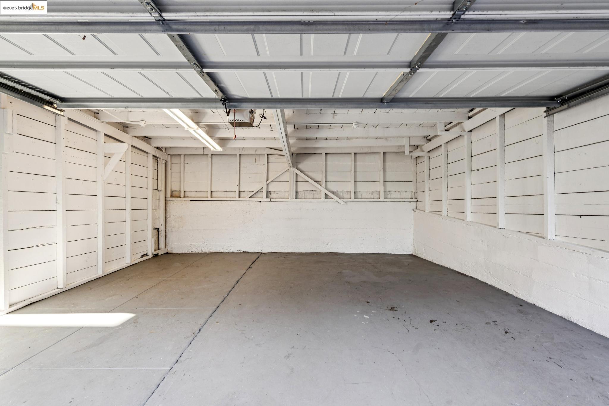 Detail Gallery Image 53 of 60 For 6218 Manoa St, Oakland,  CA 94618 - 3 Beds | 1/1 Baths