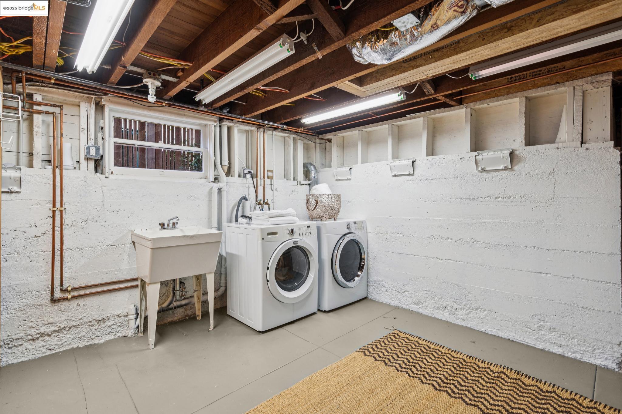 Detail Gallery Image 54 of 60 For 6218 Manoa St, Oakland,  CA 94618 - 3 Beds | 1/1 Baths