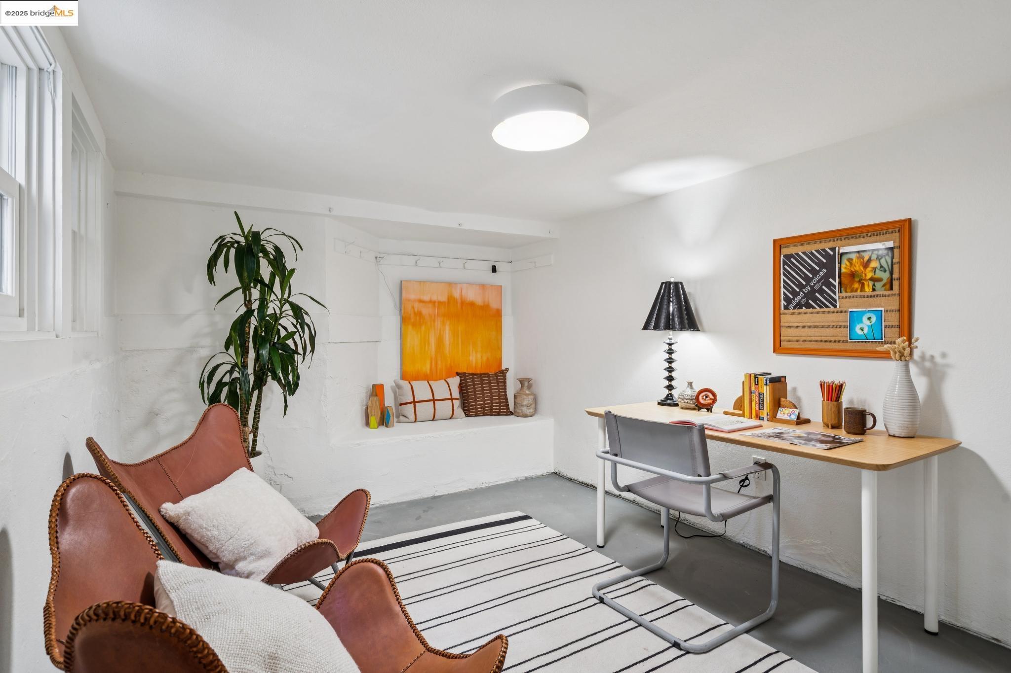 Detail Gallery Image 55 of 60 For 6218 Manoa St, Oakland,  CA 94618 - 3 Beds | 1/1 Baths