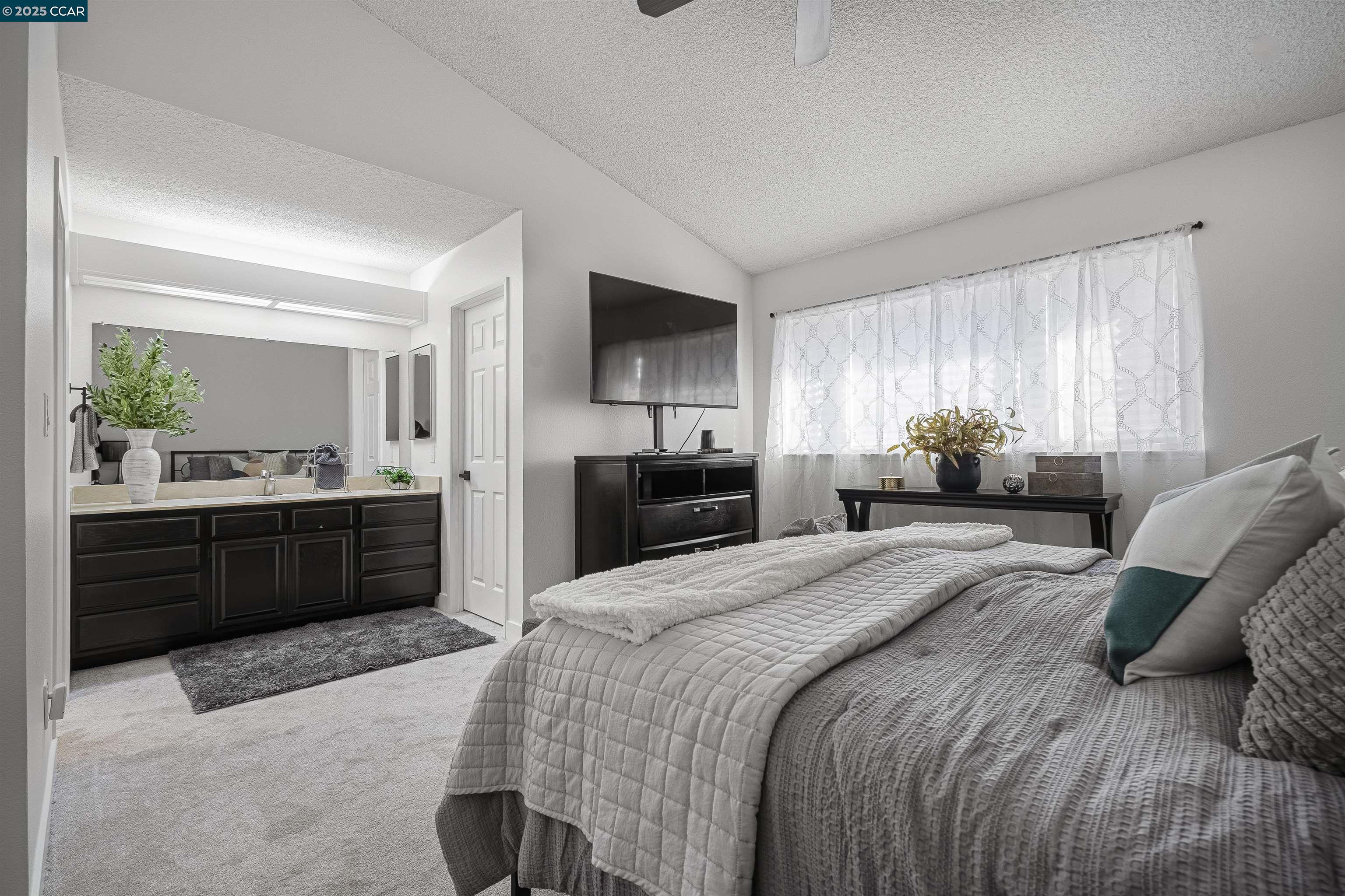 Detail Gallery Image 29 of 41 For 362 Willowcreek Ln, Martinez,  CA 94553 - 4 Beds | 2/1 Baths