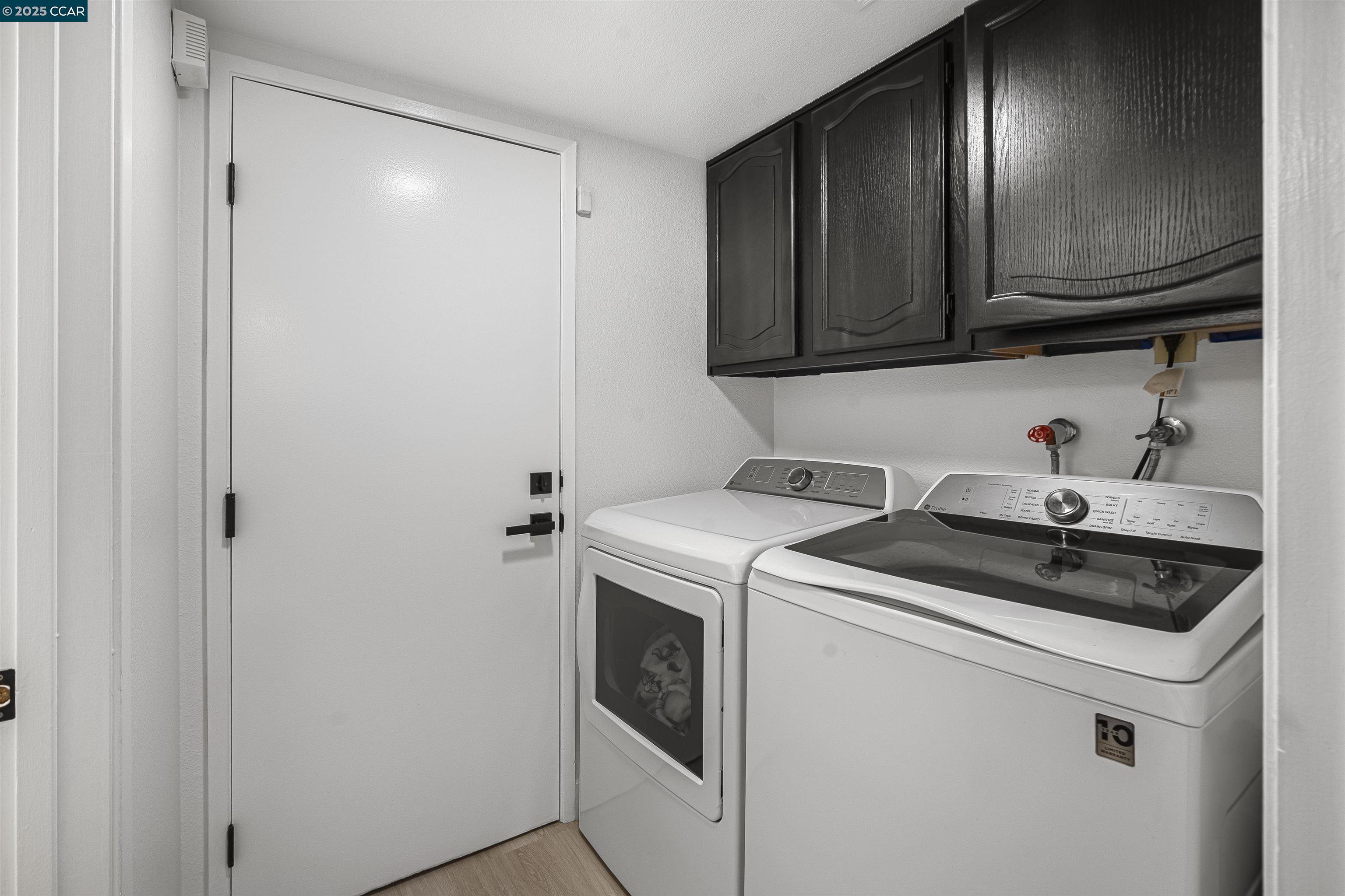 Detail Gallery Image 34 of 41 For 362 Willowcreek Ln, Martinez,  CA 94553 - 4 Beds | 2/1 Baths