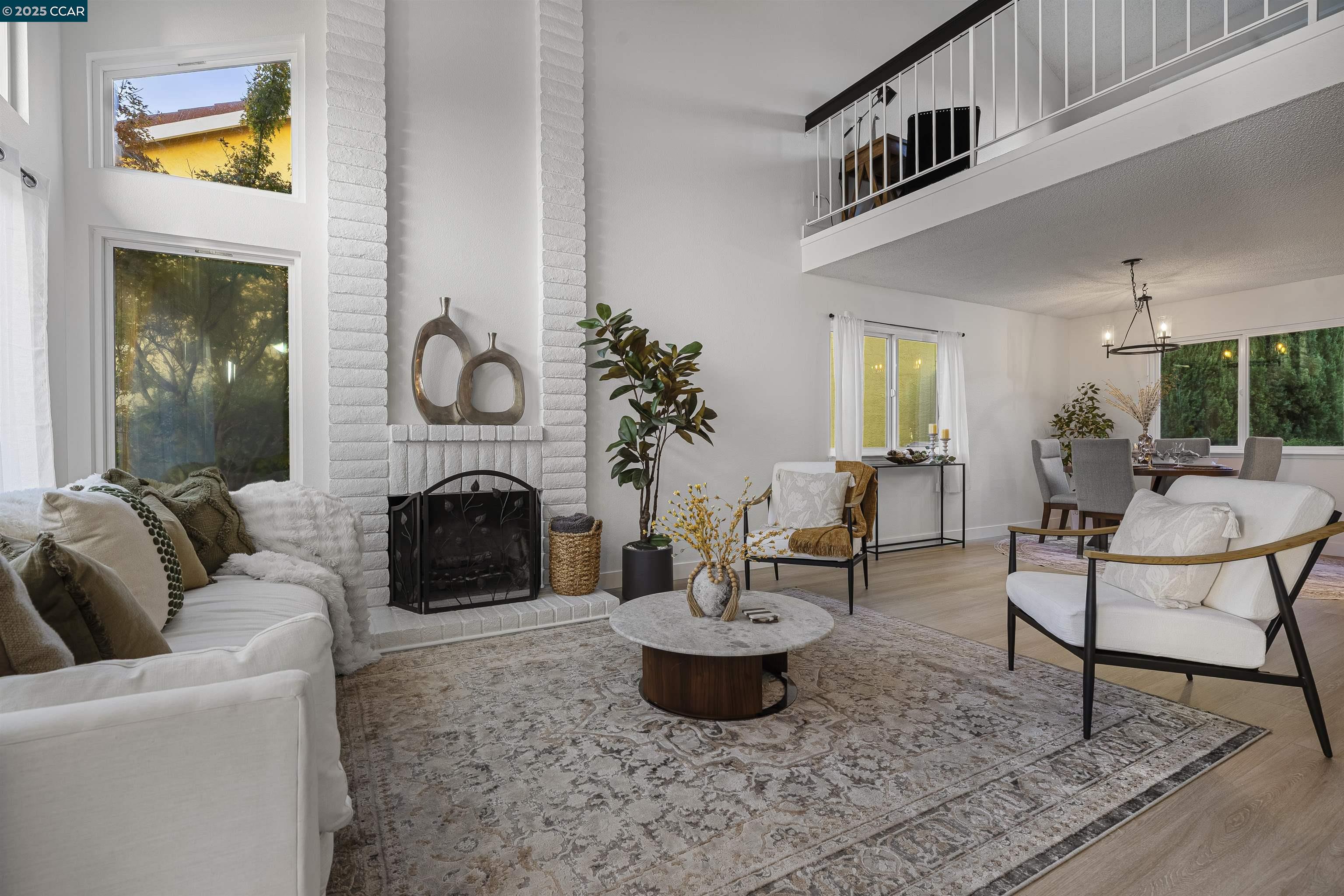 Detail Gallery Image 8 of 41 For 362 Willowcreek Ln, Martinez,  CA 94553 - 4 Beds | 2/1 Baths