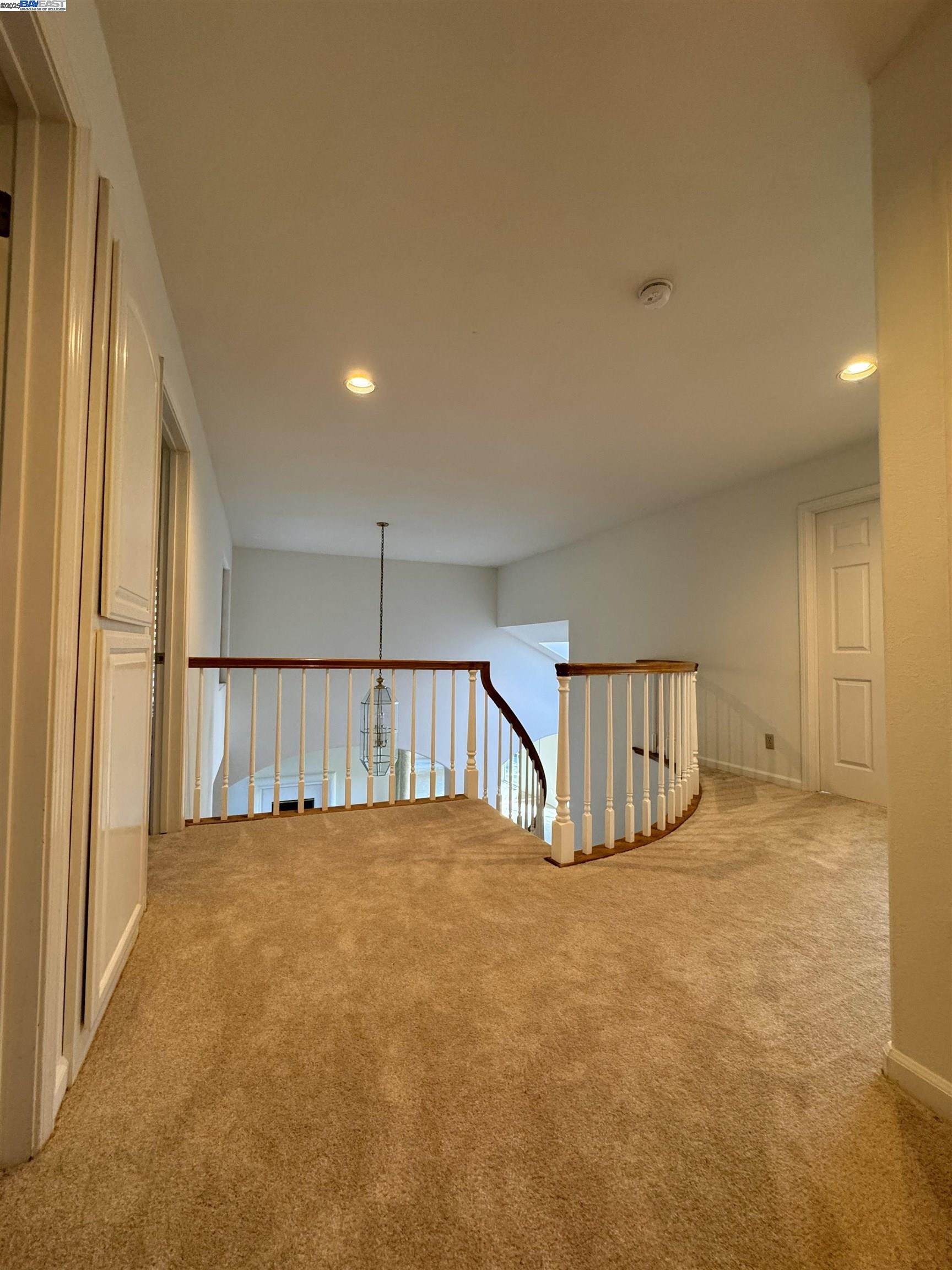 Detail Gallery Image 12 of 23 For 1295 Whispering Oaks Pl, Danville,  CA 94506 - 4 Beds | 3 Baths