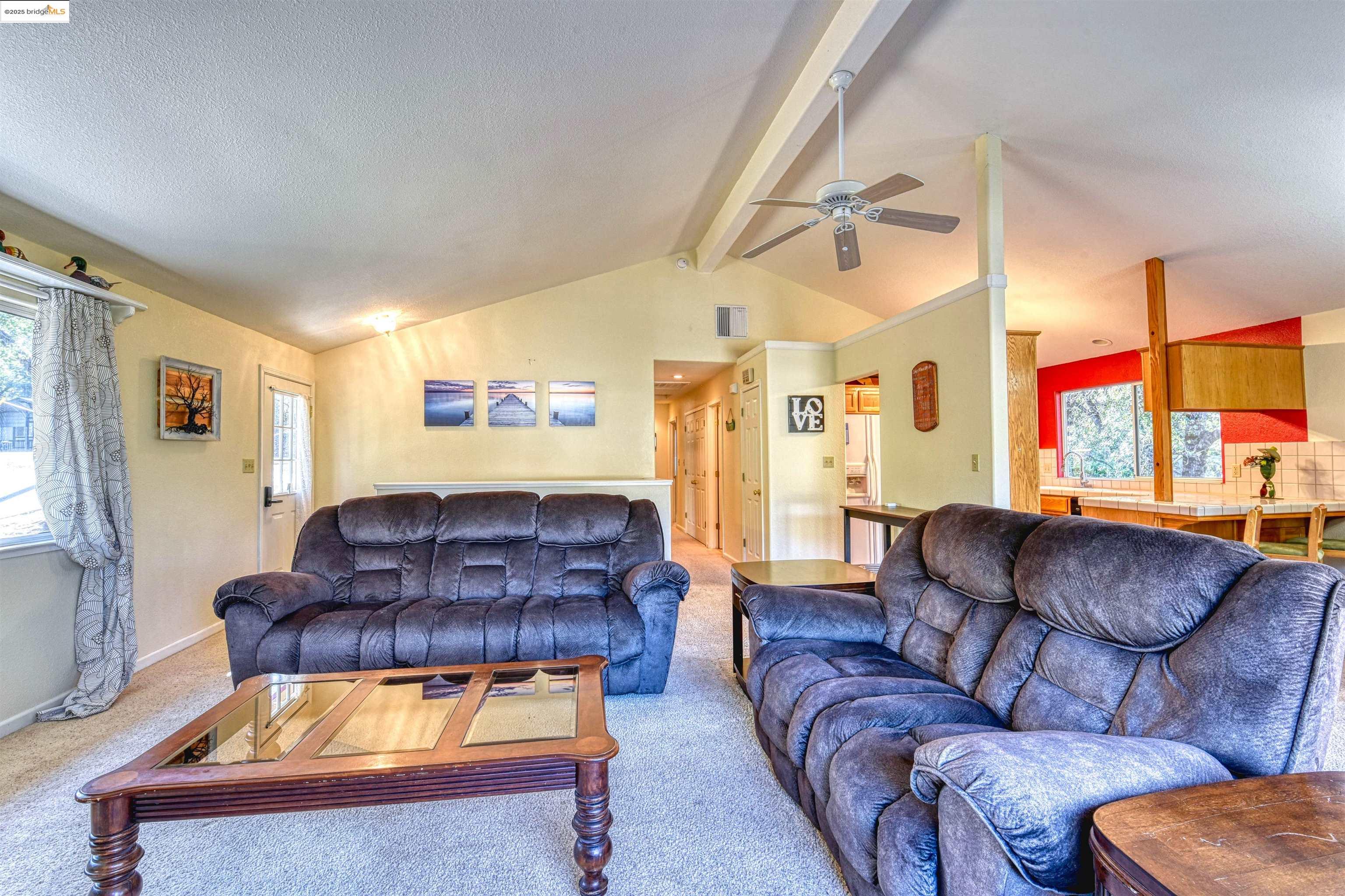 Detail Gallery Image 6 of 24 For 12908 Green Valley Cr, Groveland,  CA 95321-9543 - 3 Beds | 2 Baths