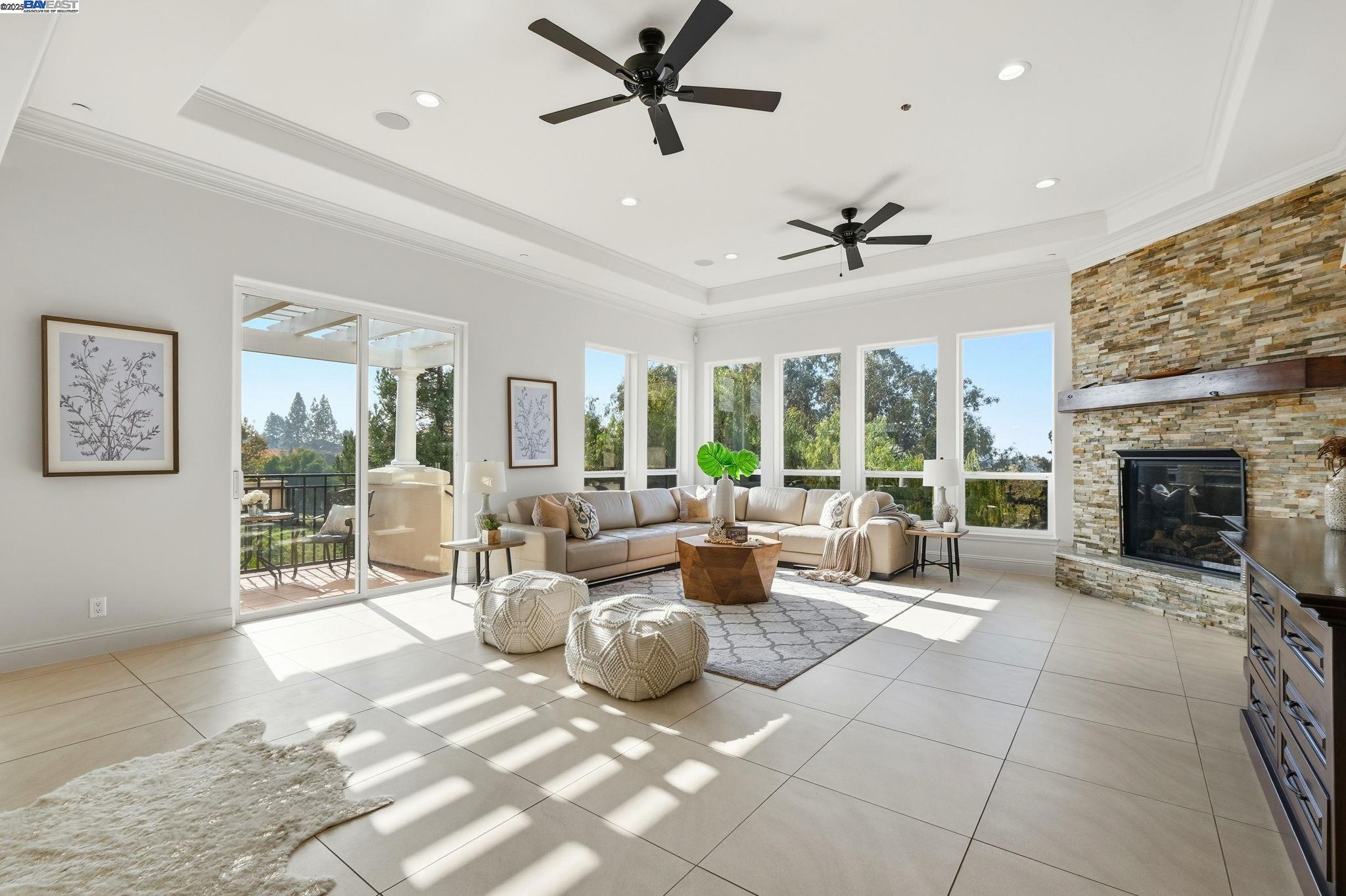 Detail Gallery Image 11 of 60 For 61 Montclaire Dr, Fremont,  CA 94539 - 4 Beds | 3/1 Baths