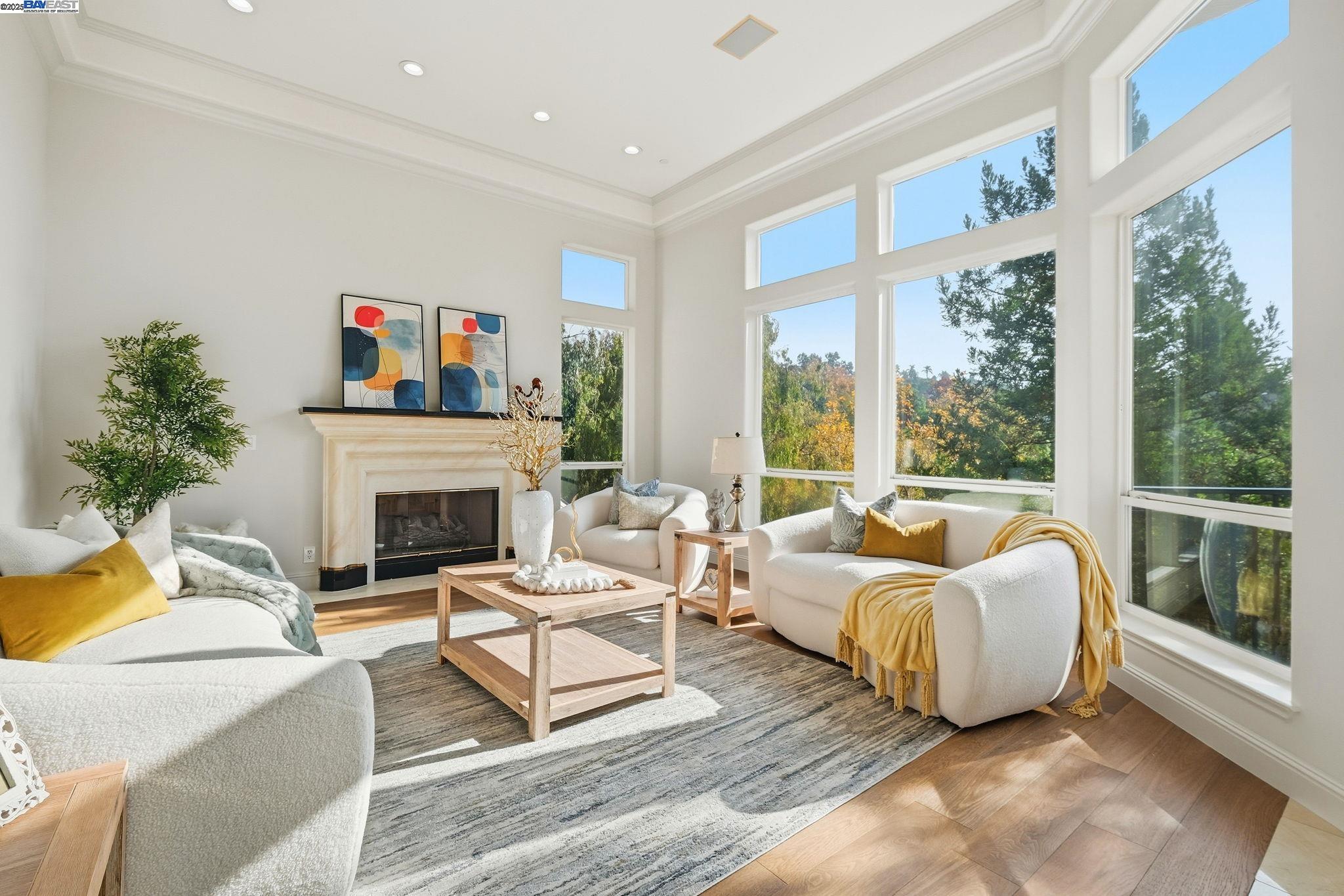 Detail Gallery Image 13 of 60 For 61 Montclaire Dr, Fremont,  CA 94539 - 4 Beds | 3/1 Baths