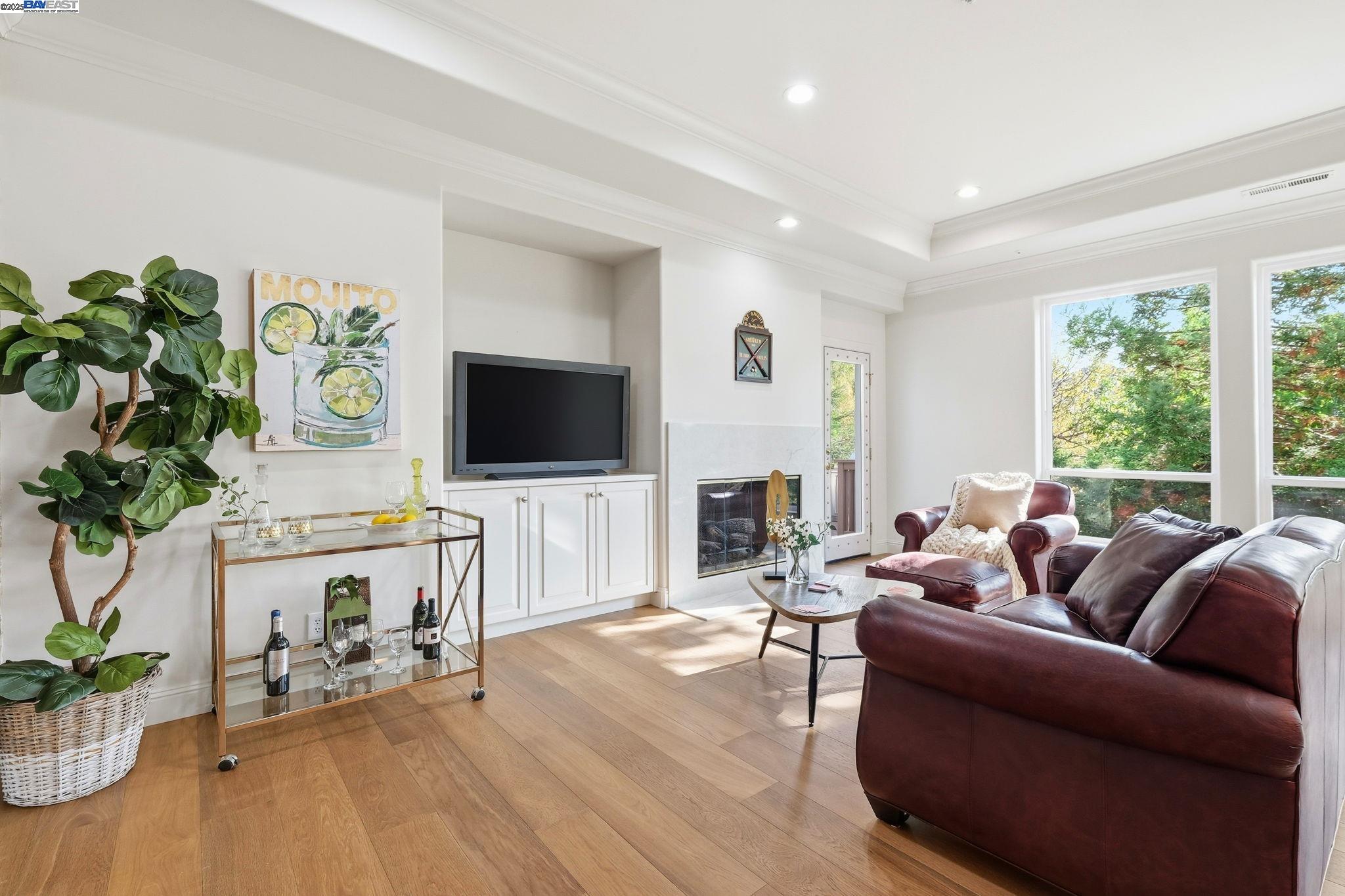 Detail Gallery Image 15 of 60 For 61 Montclaire Dr, Fremont,  CA 94539 - 4 Beds | 3/1 Baths