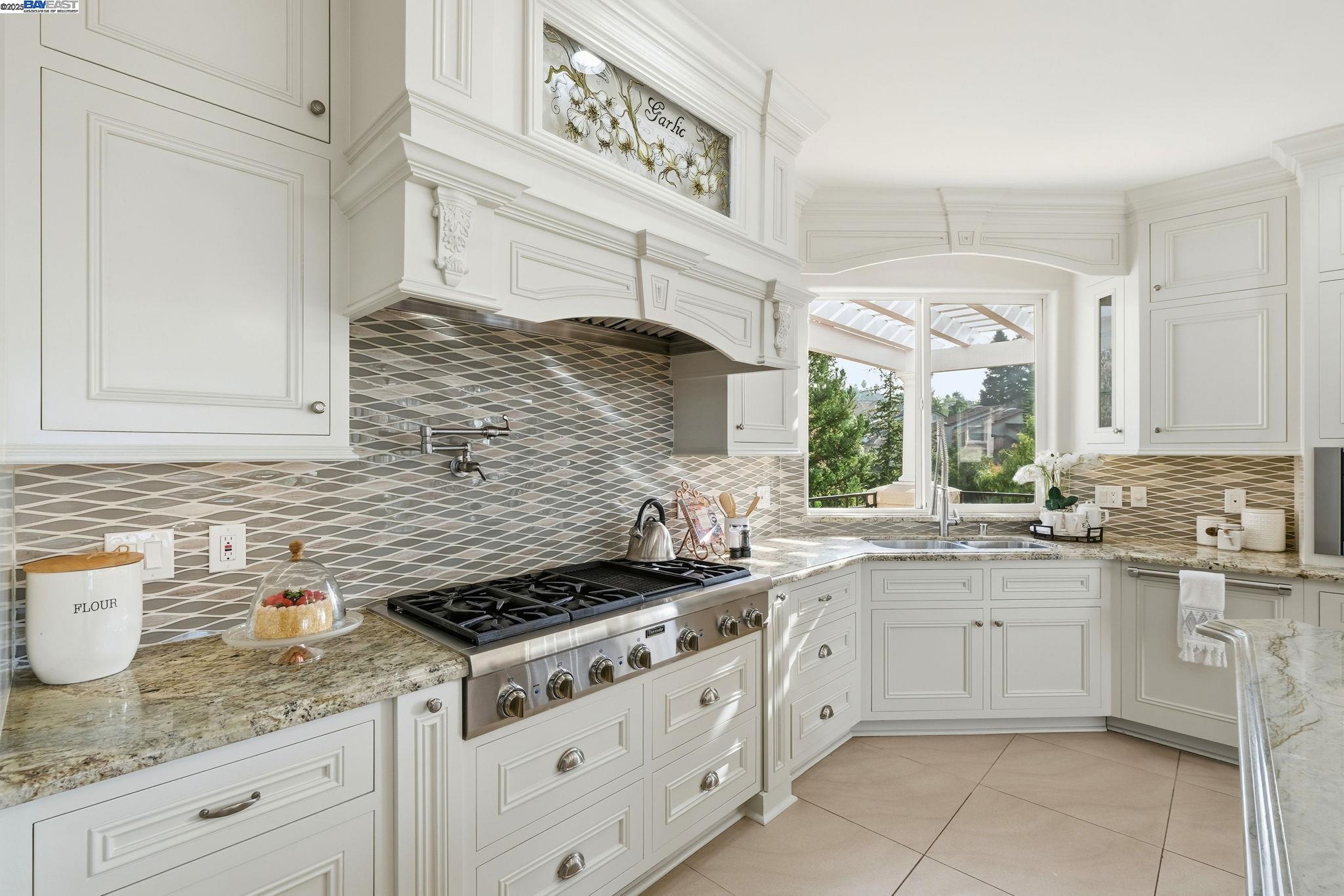 Detail Gallery Image 18 of 60 For 61 Montclaire Dr, Fremont,  CA 94539 - 4 Beds | 3/1 Baths