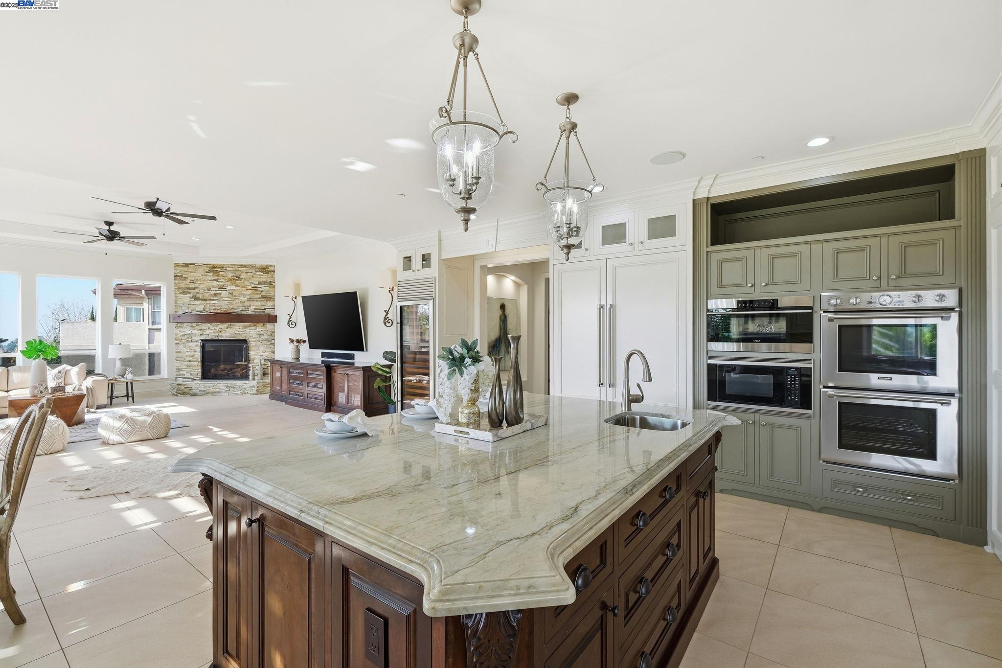 Detail Gallery Image 19 of 60 For 61 Montclaire Dr, Fremont,  CA 94539 - 4 Beds | 3/1 Baths