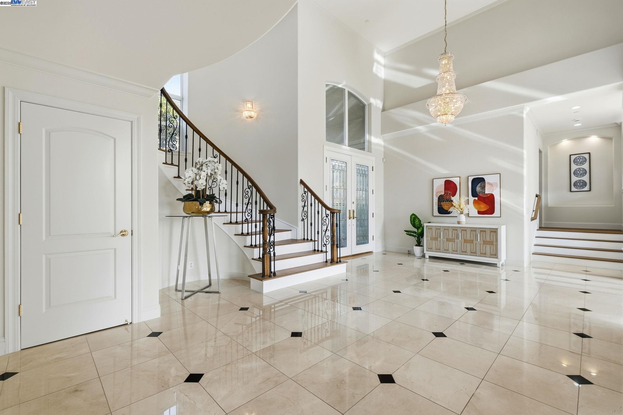 Detail Gallery Image 8 of 60 For 61 Montclaire Dr, Fremont,  CA 94539 - 4 Beds | 3/1 Baths