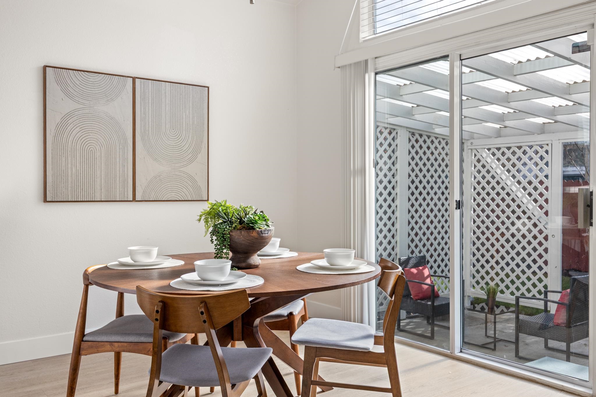 Detail Gallery Image 11 of 32 For 941 Mccoy Creek Cir, Suisun City,  CA 94585 - 3 Beds | 3 Baths