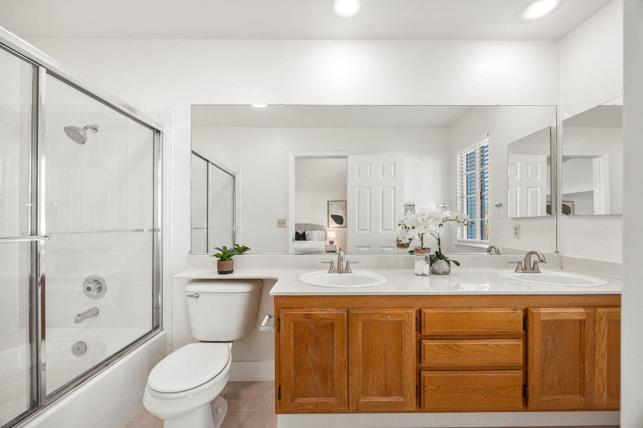 Detail Gallery Image 27 of 32 For 941 Mccoy Creek Cir, Suisun City,  CA 94585 - 3 Beds | 3 Baths