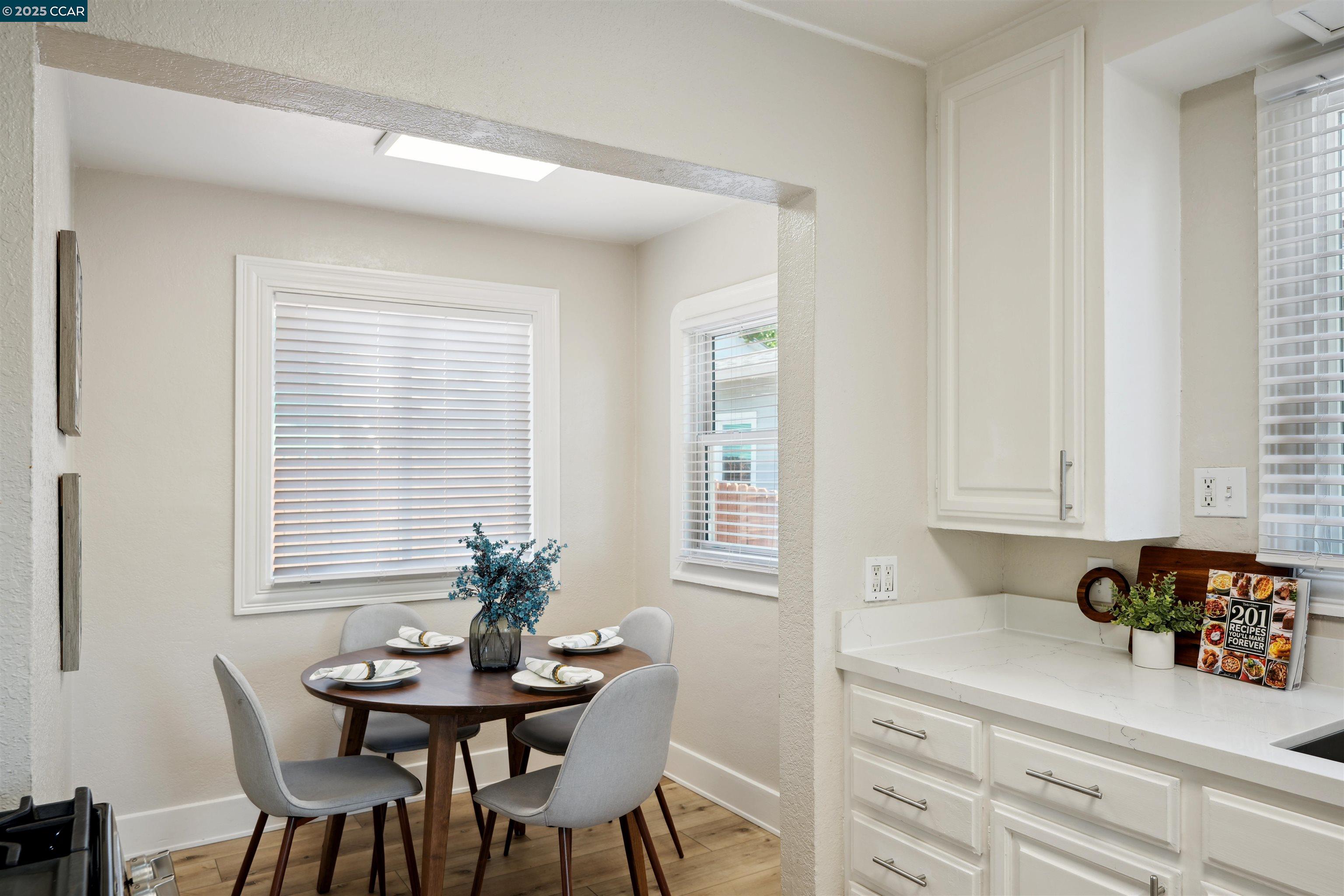 Detail Gallery Image 16 of 37 For 7700 Garfield Avenue, Oakland,  CA 94605 - 4 Beds | 1 Baths