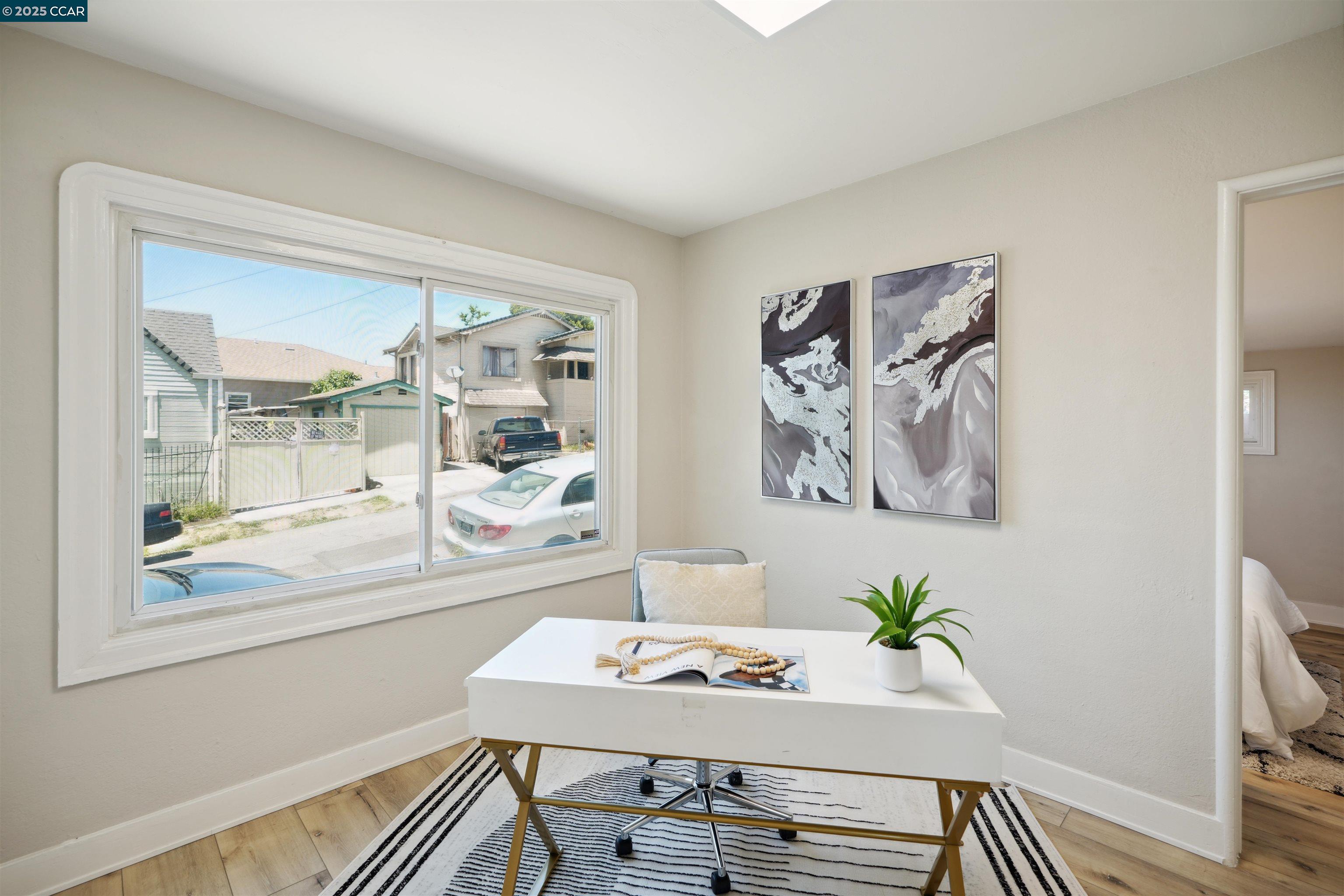 Detail Gallery Image 19 of 37 For 7700 Garfield Avenue, Oakland,  CA 94605 - 4 Beds | 1 Baths