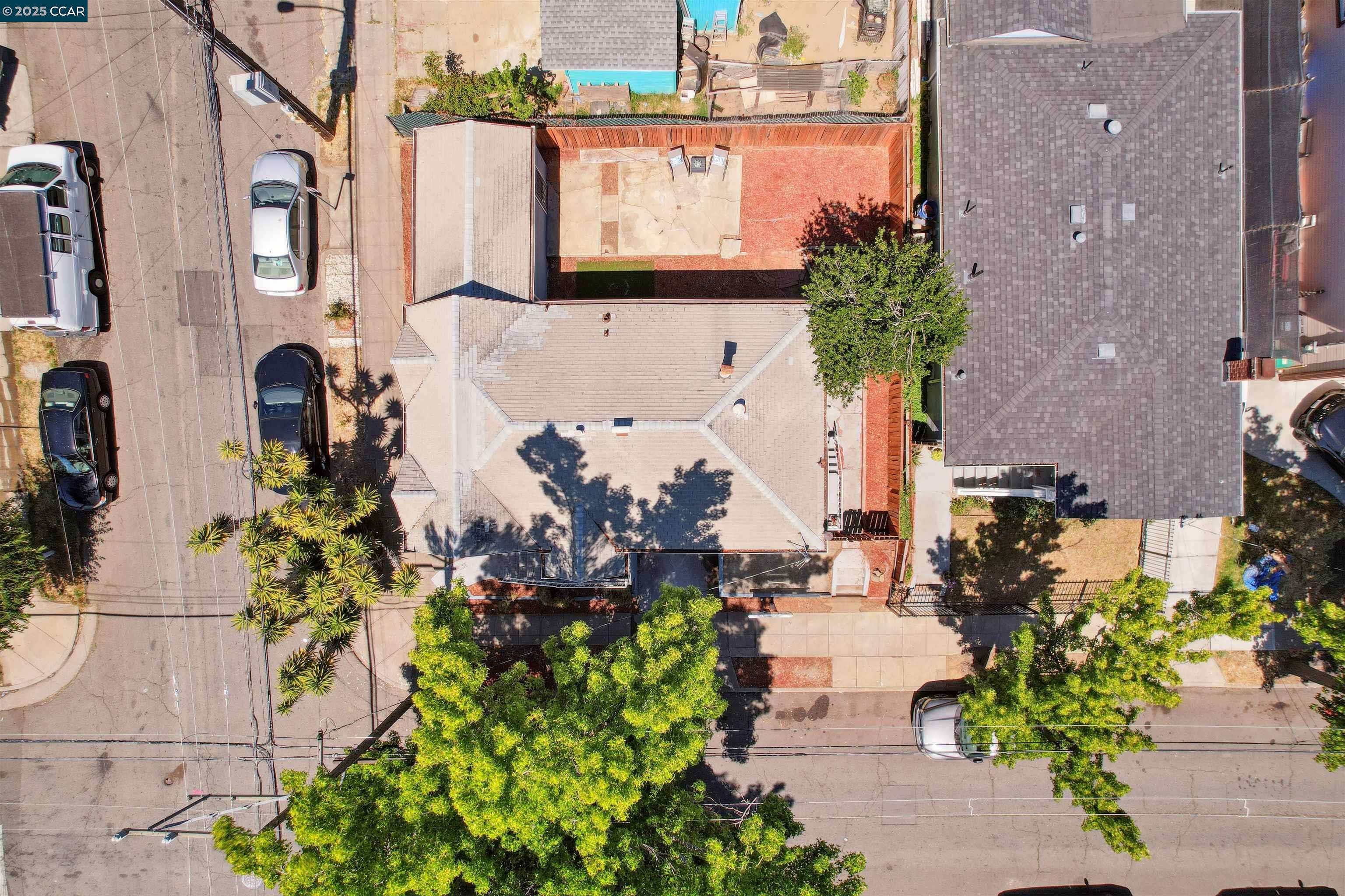 Detail Gallery Image 36 of 37 For 7700 Garfield Avenue, Oakland,  CA 94605 - 4 Beds | 1 Baths