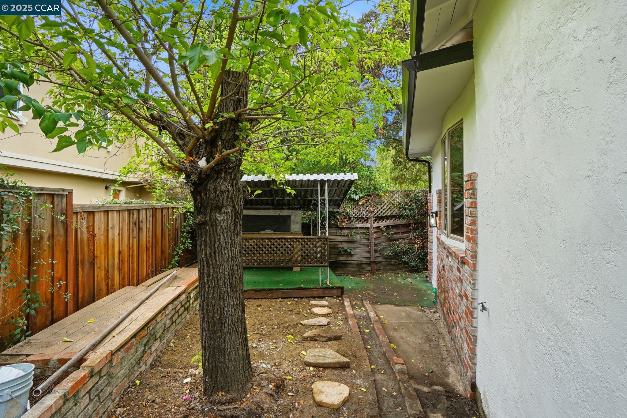 Detail Gallery Image 38 of 42 For 289 Sierra Dr, Walnut Creek,  CA 94596 - 3 Beds | 2/1 Baths