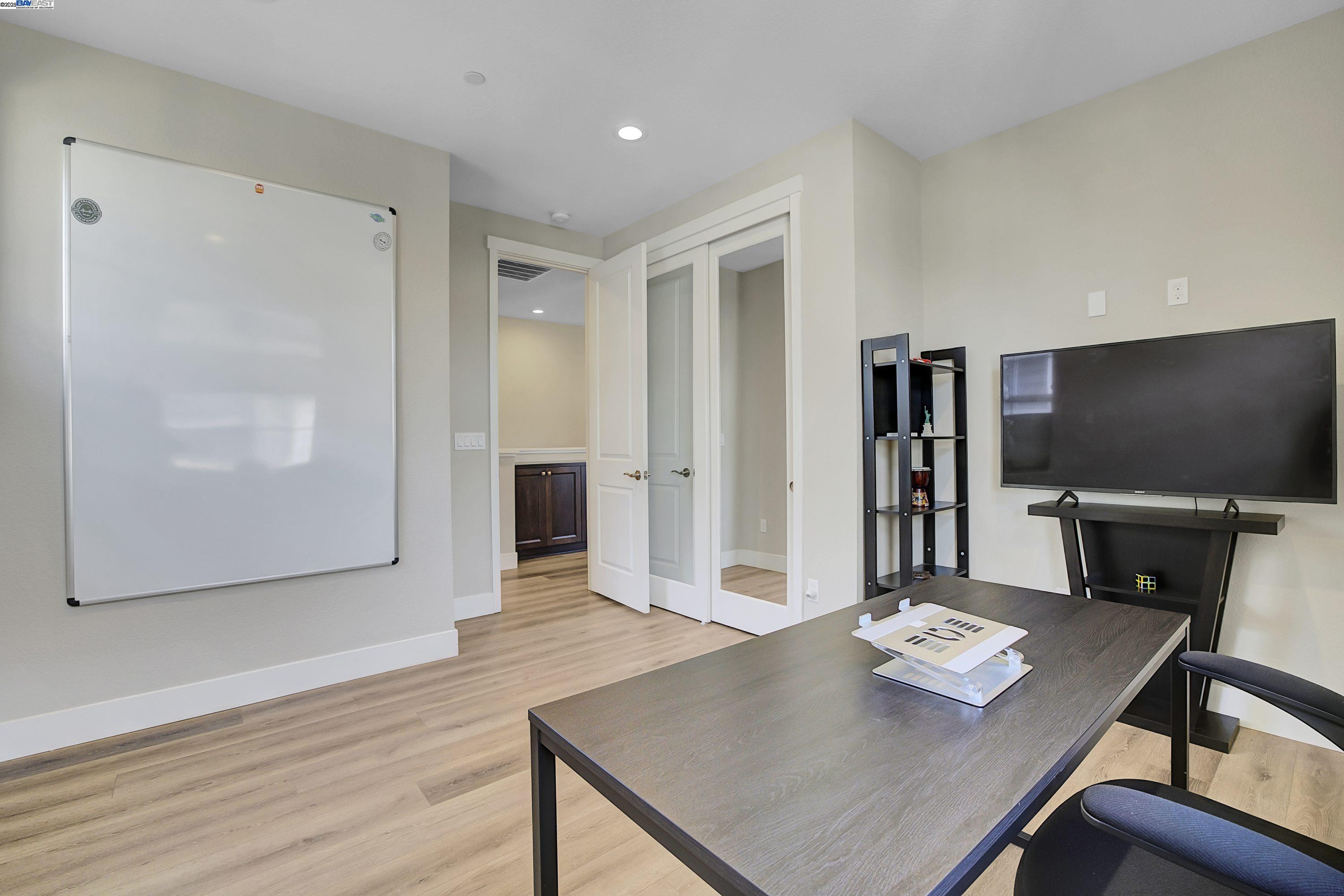 Detail Gallery Image 28 of 44 For 37515 Sea Bank St, Newark,  CA 94560 - 4 Beds | 3 Baths